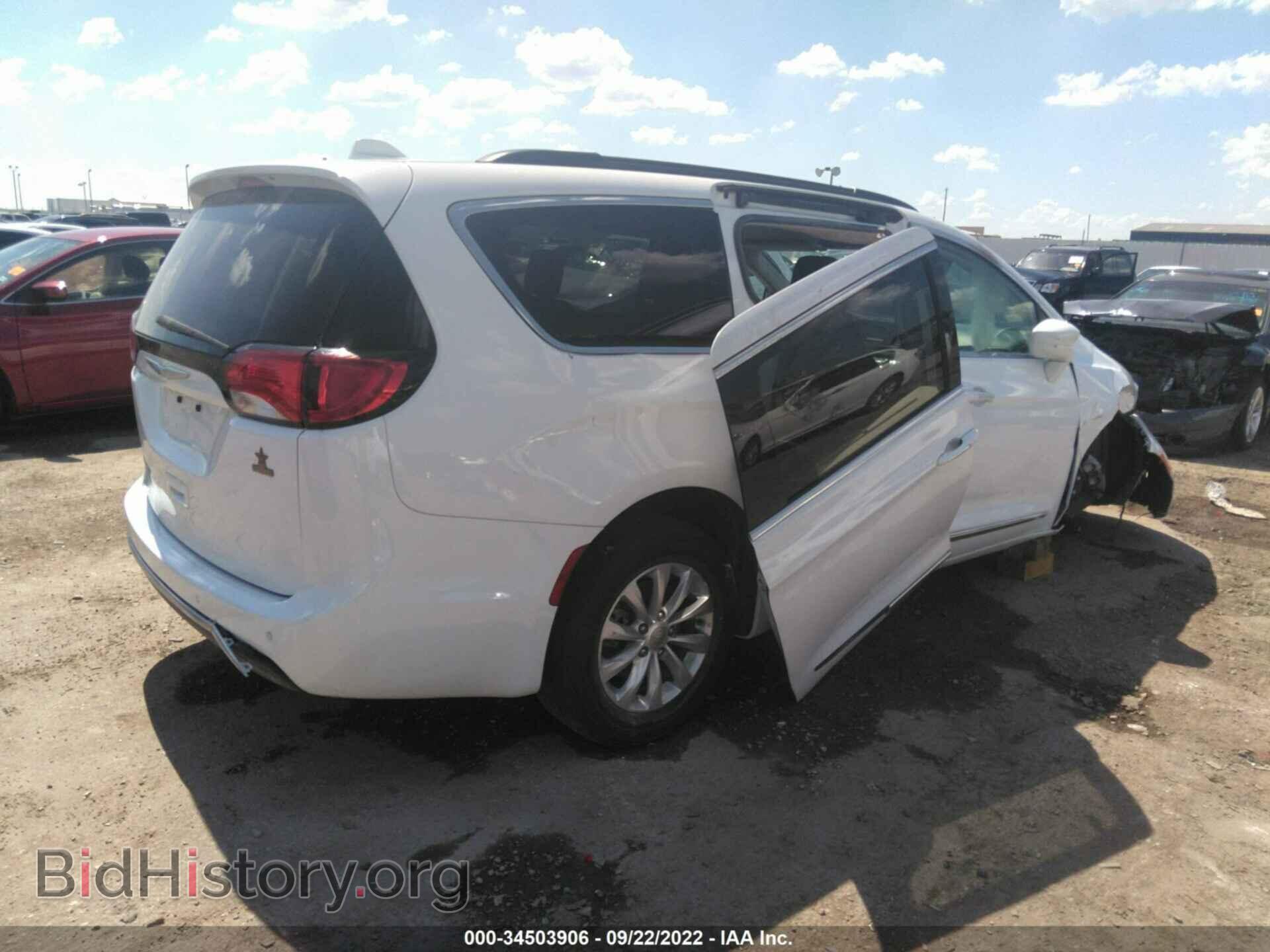 2017 CHRYSLER PACIFICA - VIN: 2C4RC1BG9HR642099 - Photo 4