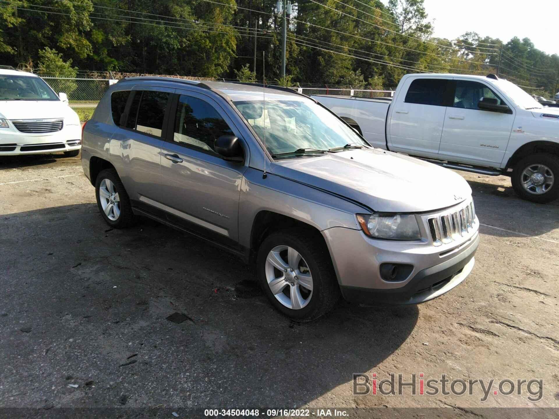 Фотография 1C4NJCBAXGD536029 - JEEP COMPASS 2016