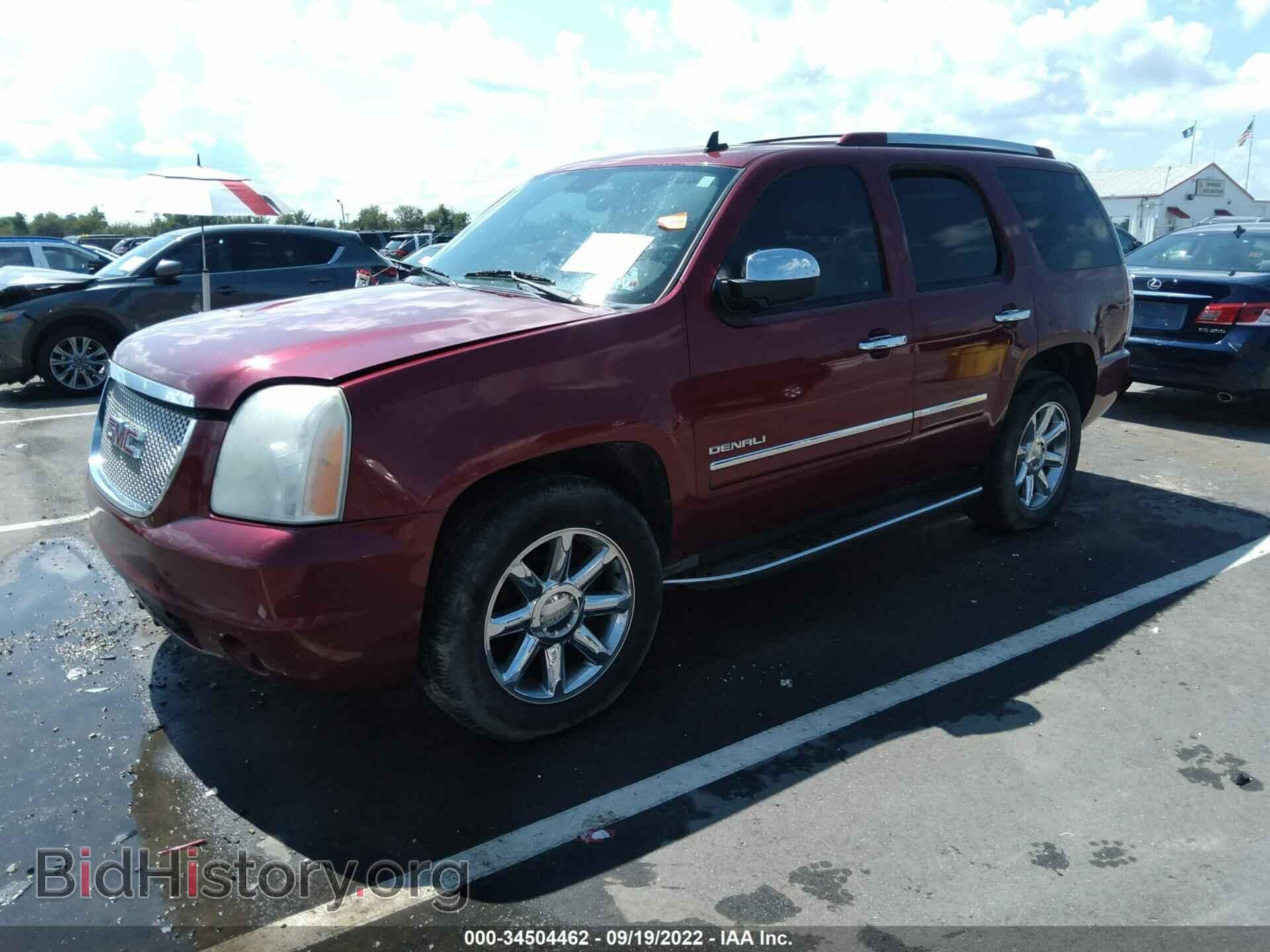 2011 GMC YUKON - VIN: 1GKS1EEF1BR307647 - Фото 2