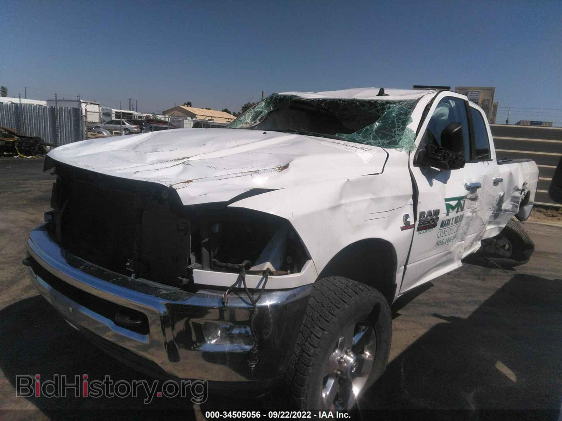 2014 RAM 3500 - VIN: 3C63R3HL7EG116101 - Photo 2