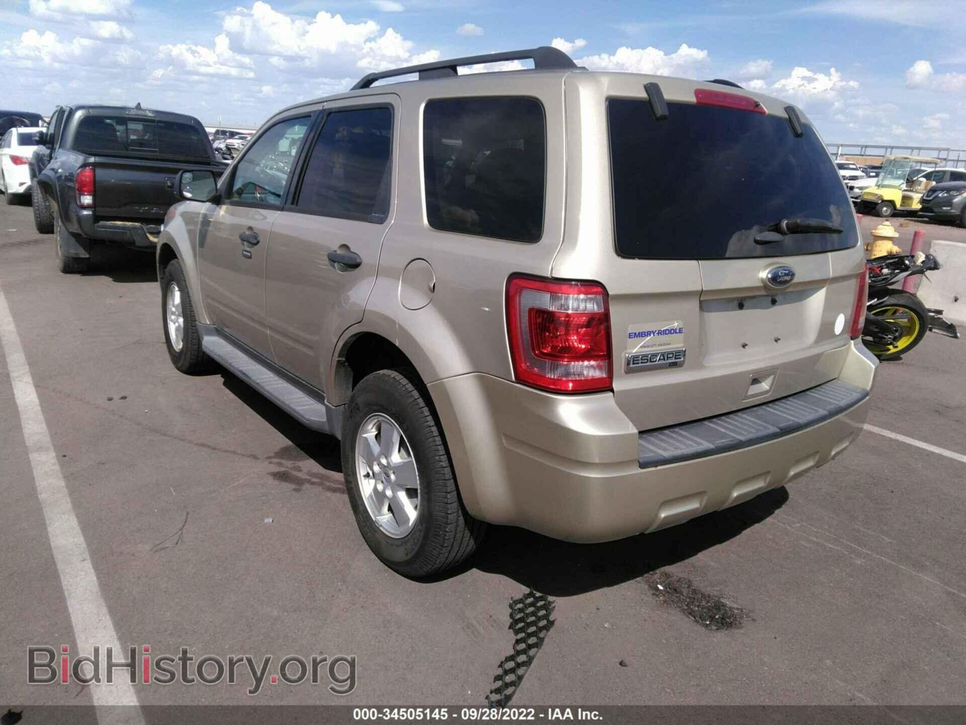 2012 FORD ESCAPE - VIN: 1FMCU0D76CKB19460 - Фото 3