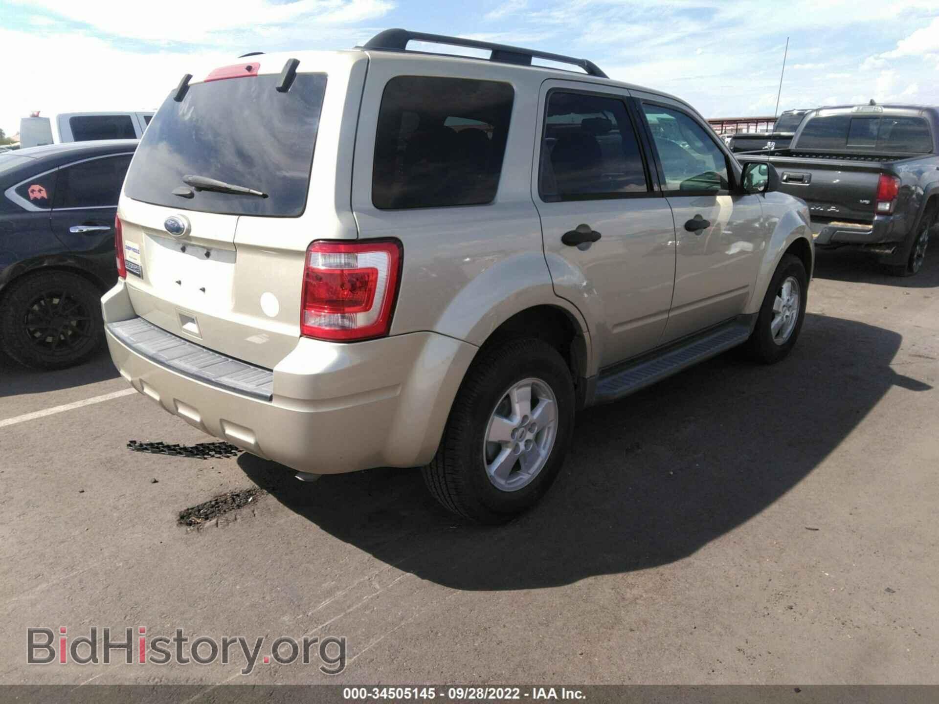 2012 FORD ESCAPE - VIN: 1FMCU0D76CKB19460 - Фото 4