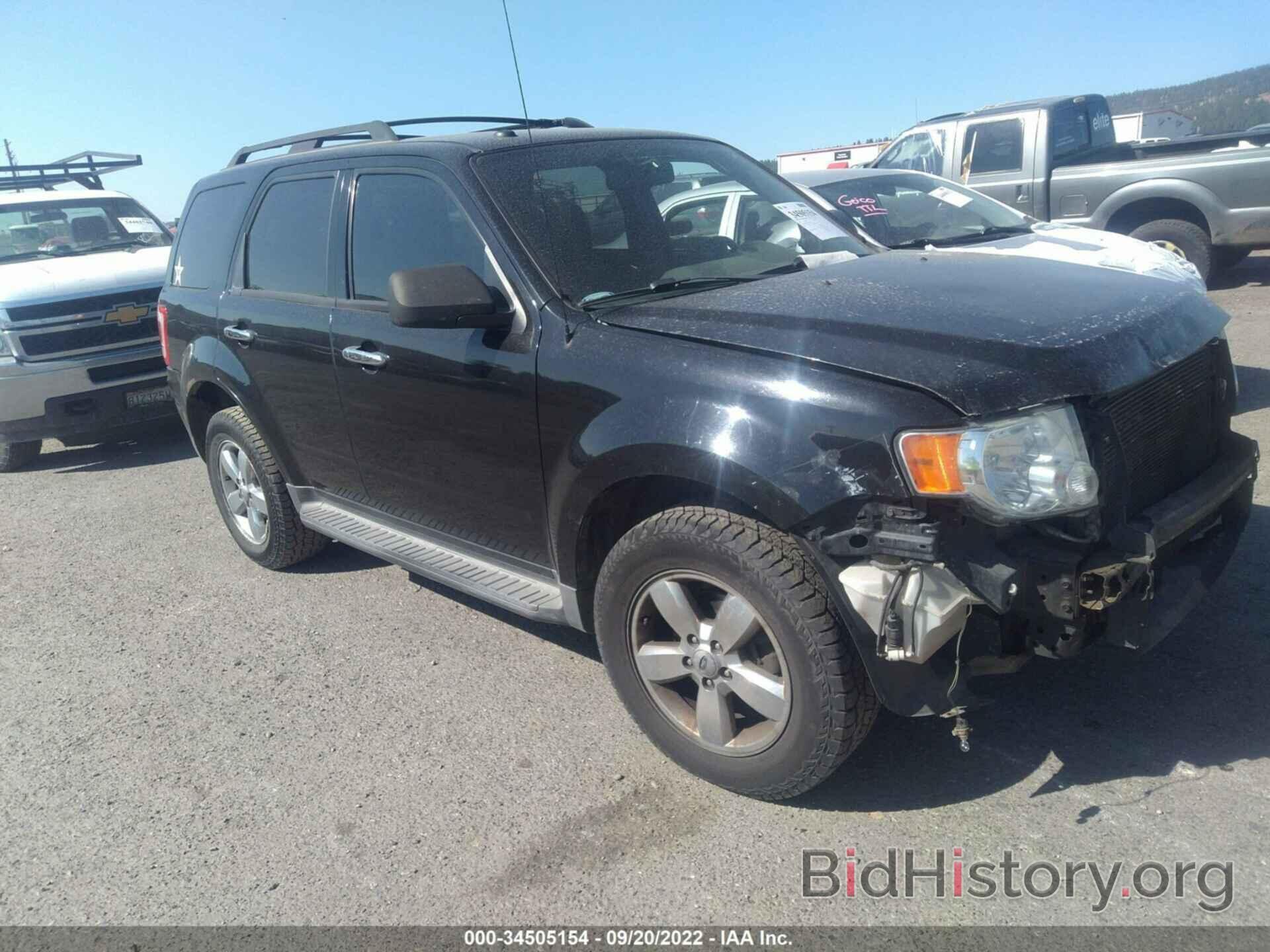 Photo 1FMCU0DG3AKA40423 - FORD ESCAPE 2010