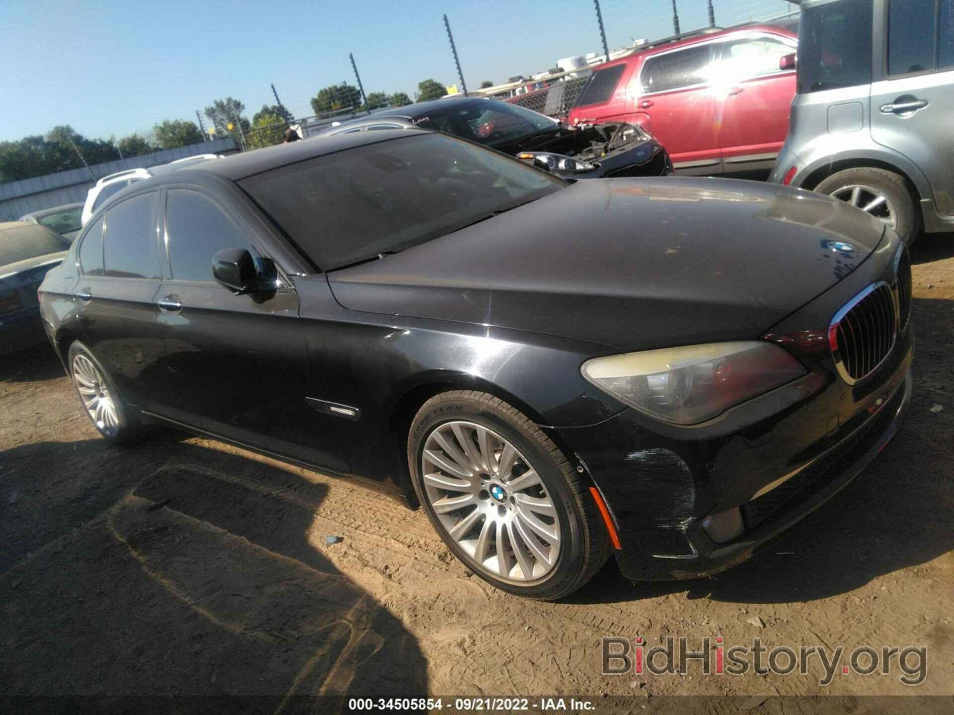 Photo WBAKA83569CY34908 - BMW 7 SERIES 2009