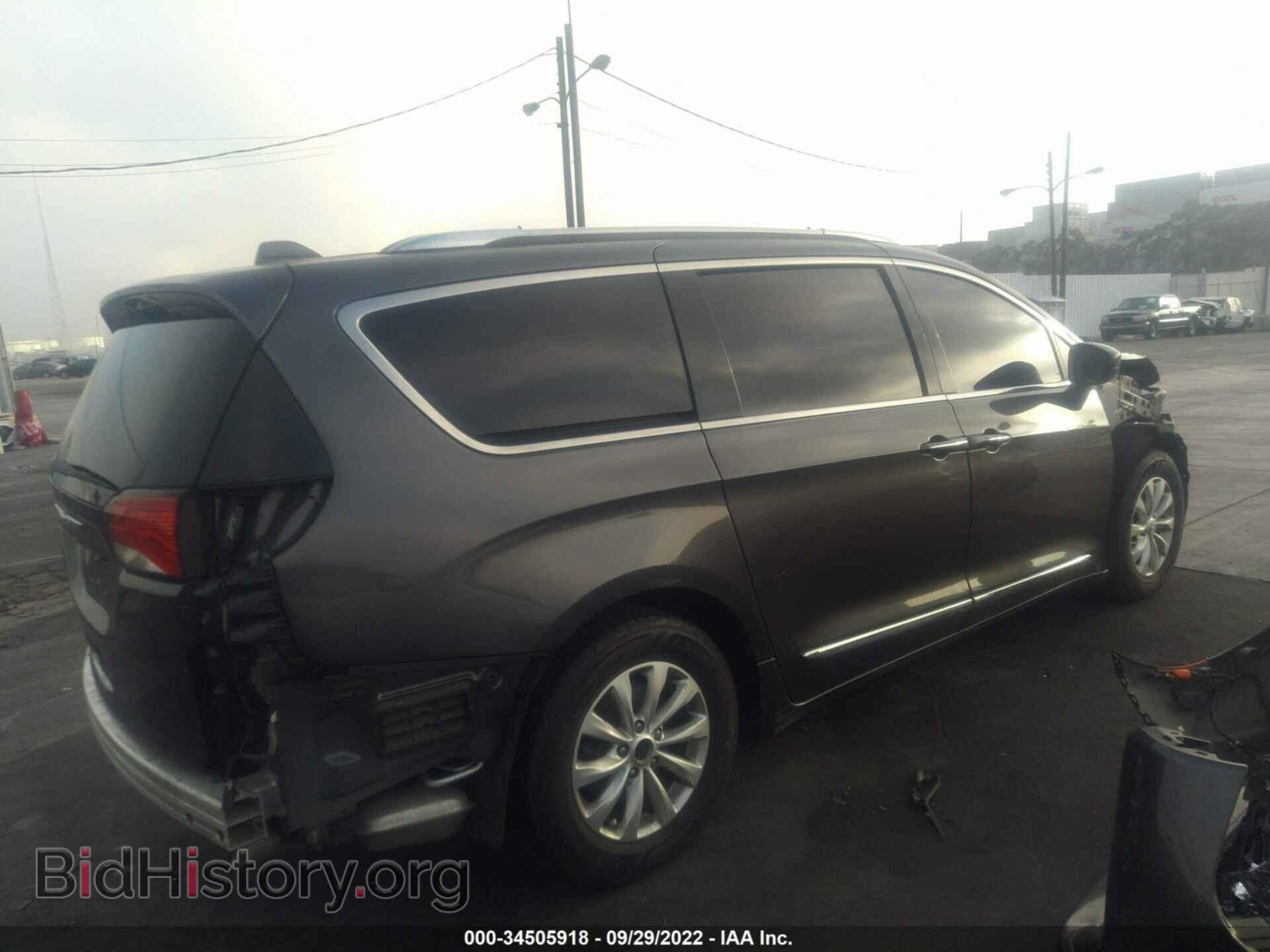 2019 CHRYSLER PACIFICA - VIN: 2C4RC1BGXKR613377 - Фото 4