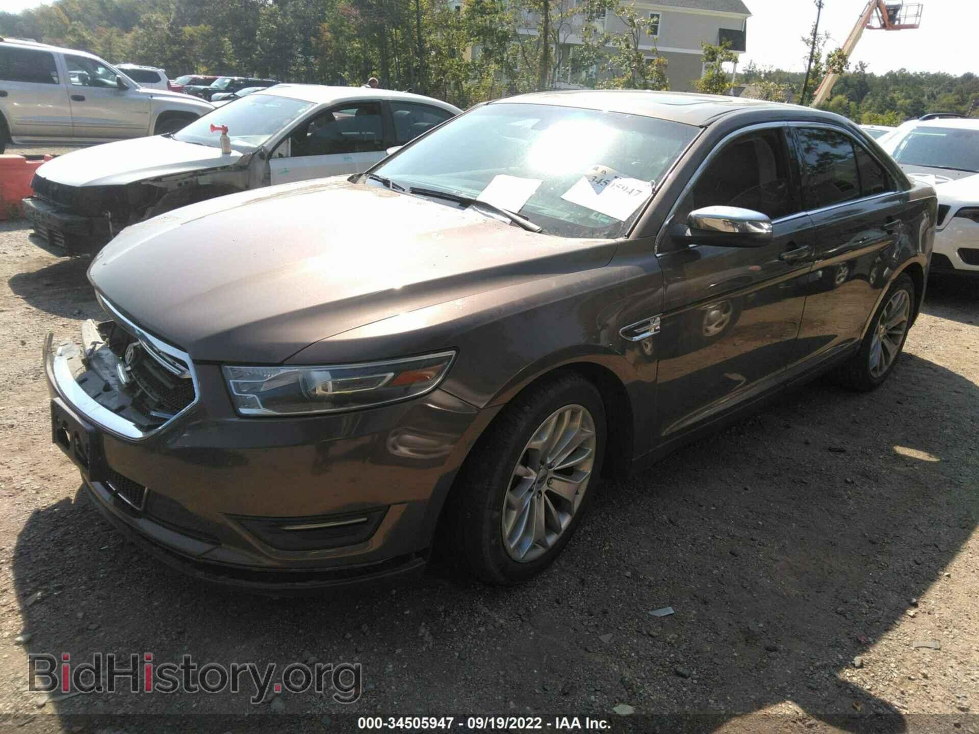 2015 FORD TAURUS - VIN: 1FAHP2F82FG110836 - Фото 2