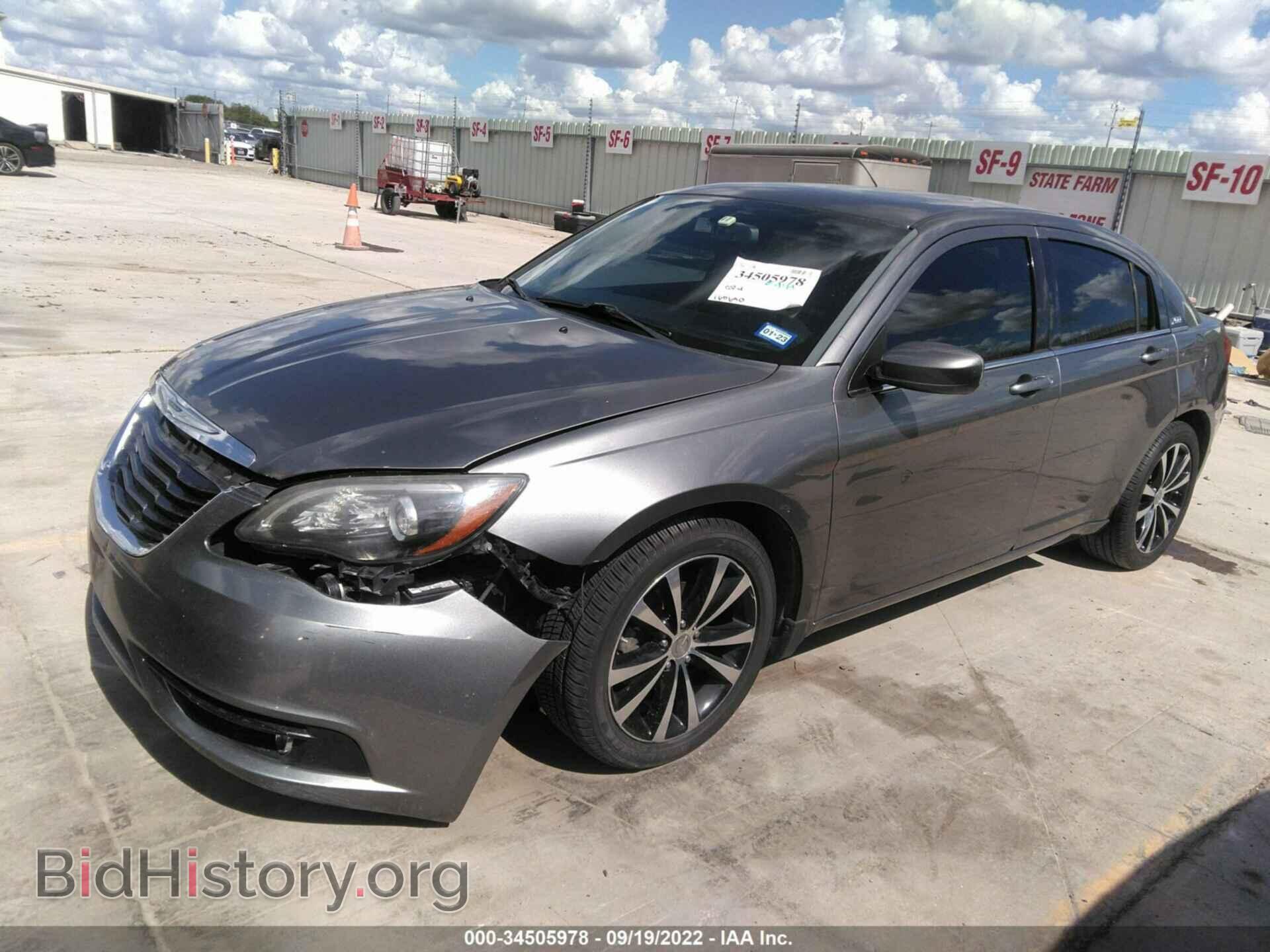 2012 CHRYSLER 200 - VIN: 1C3CCBBG7CN330109 - Фото 2