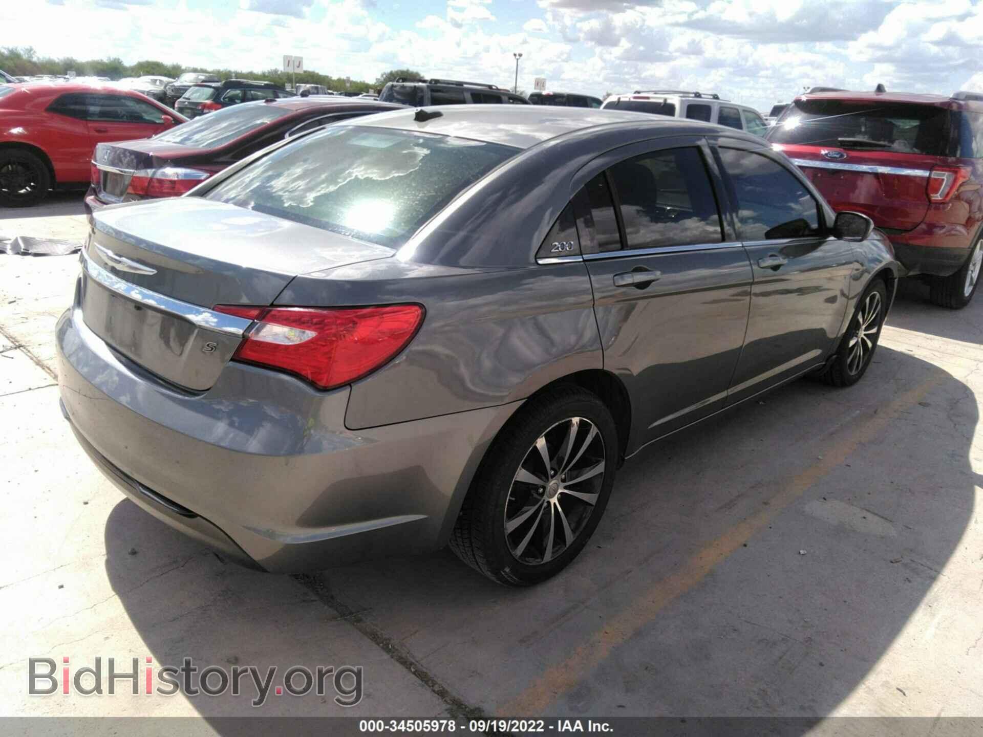 2012 CHRYSLER 200 - VIN: 1C3CCBBG7CN330109 - Фото 4