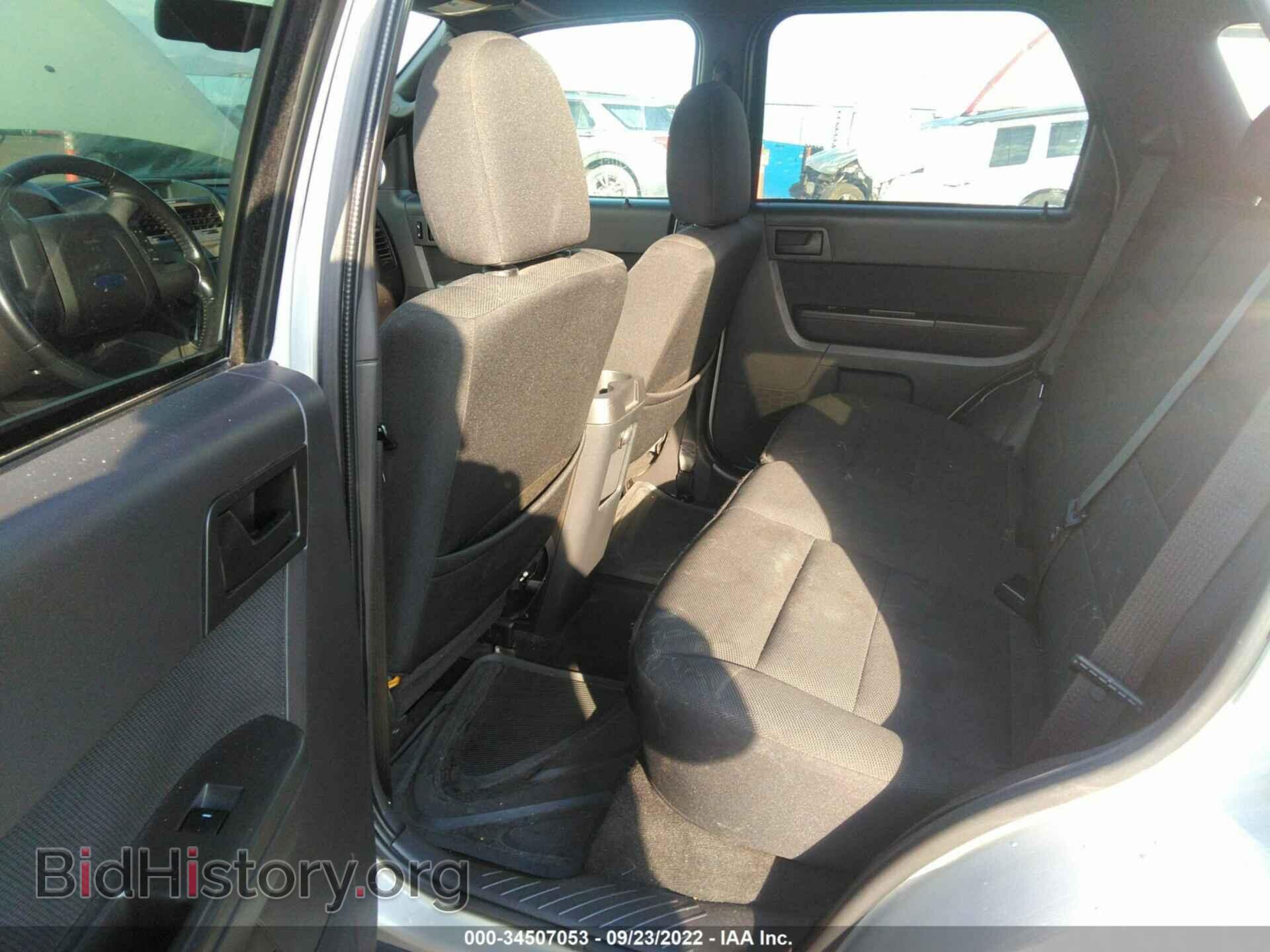 2009 FORD ESCAPE - VIN: 1FMCU93G09KA18073 - Фото 8