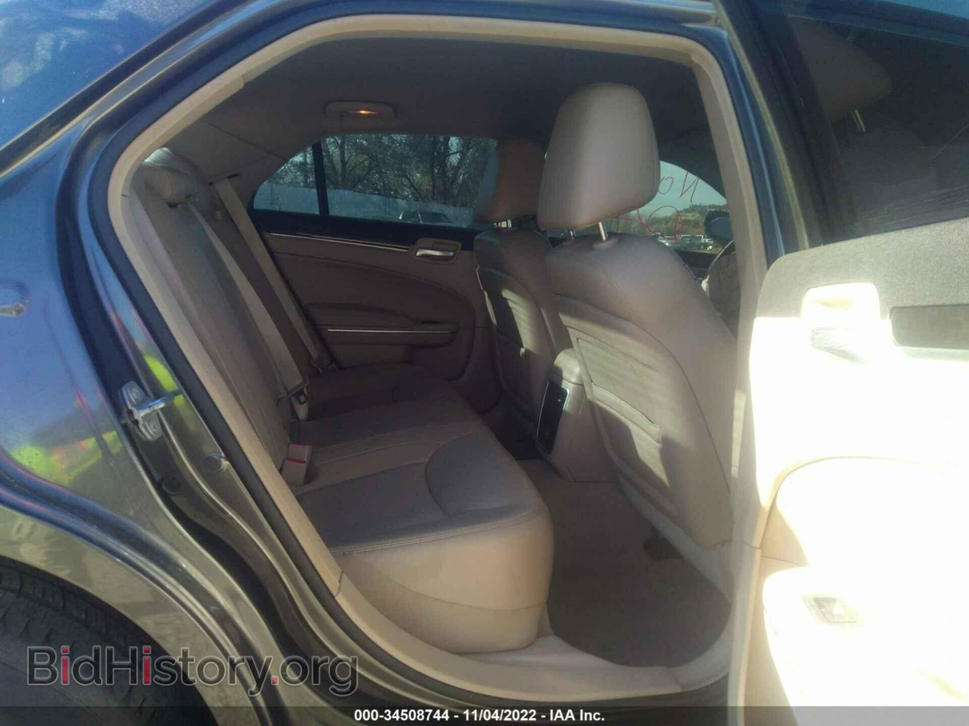 2014 CHRYSLER 300 - VIN: 2C3CCARG7EH365969 - Photo 8