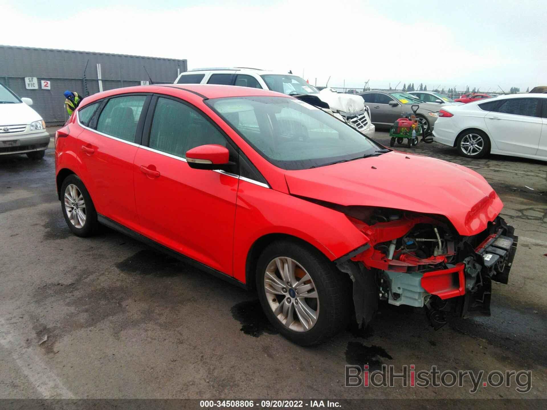 Photo 1FAHP3M27CL185216 - FORD FOCUS 2012