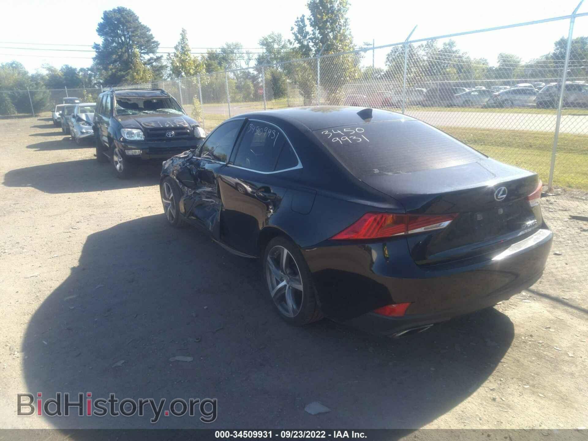 2017 LEXUS IS - VIN: JTHBA1D2XH5053194 - Фото 3