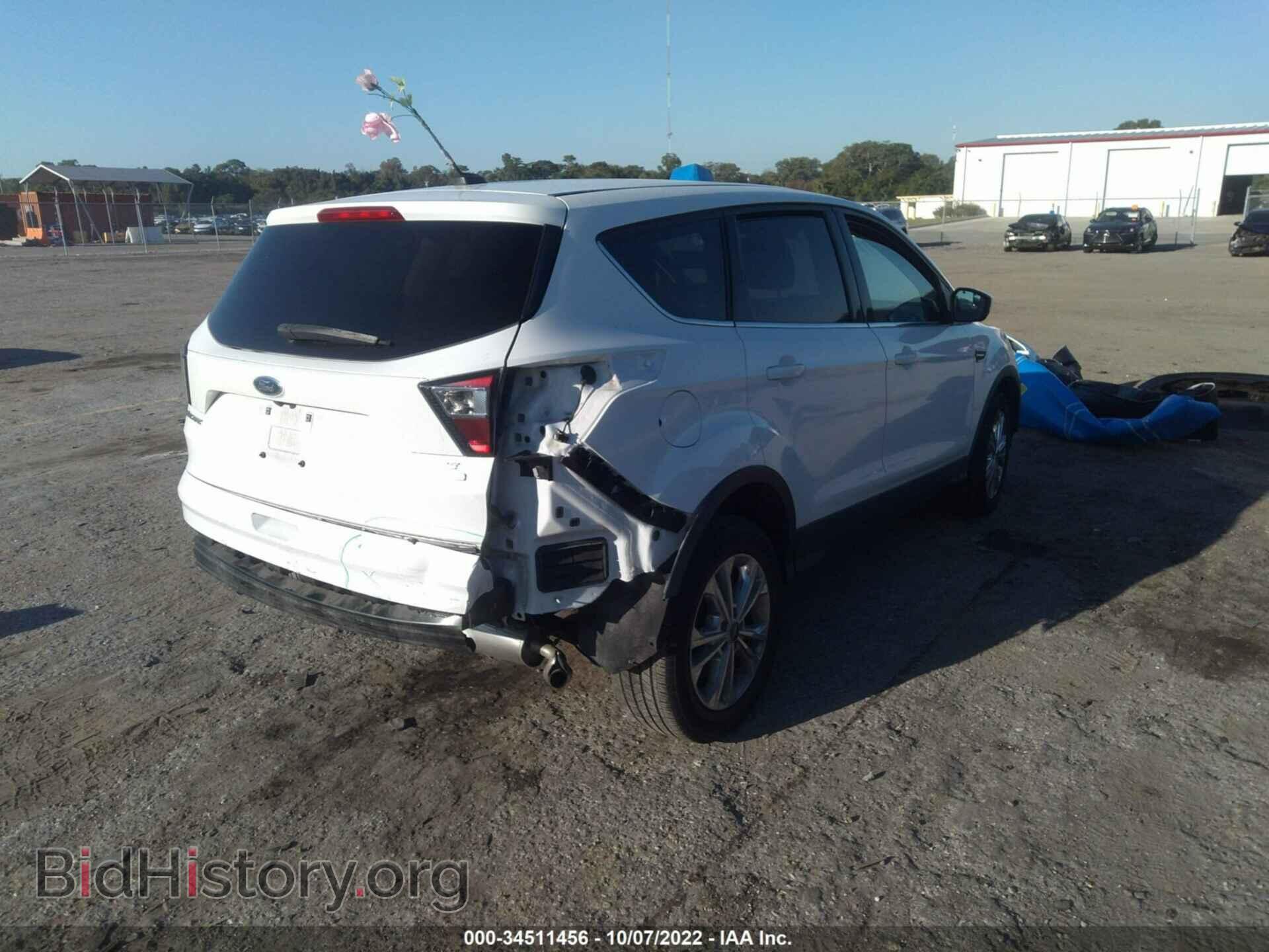 2017 FORD ESCAPE - VIN: 1FMCU0G91HUC81229 - Фото 4