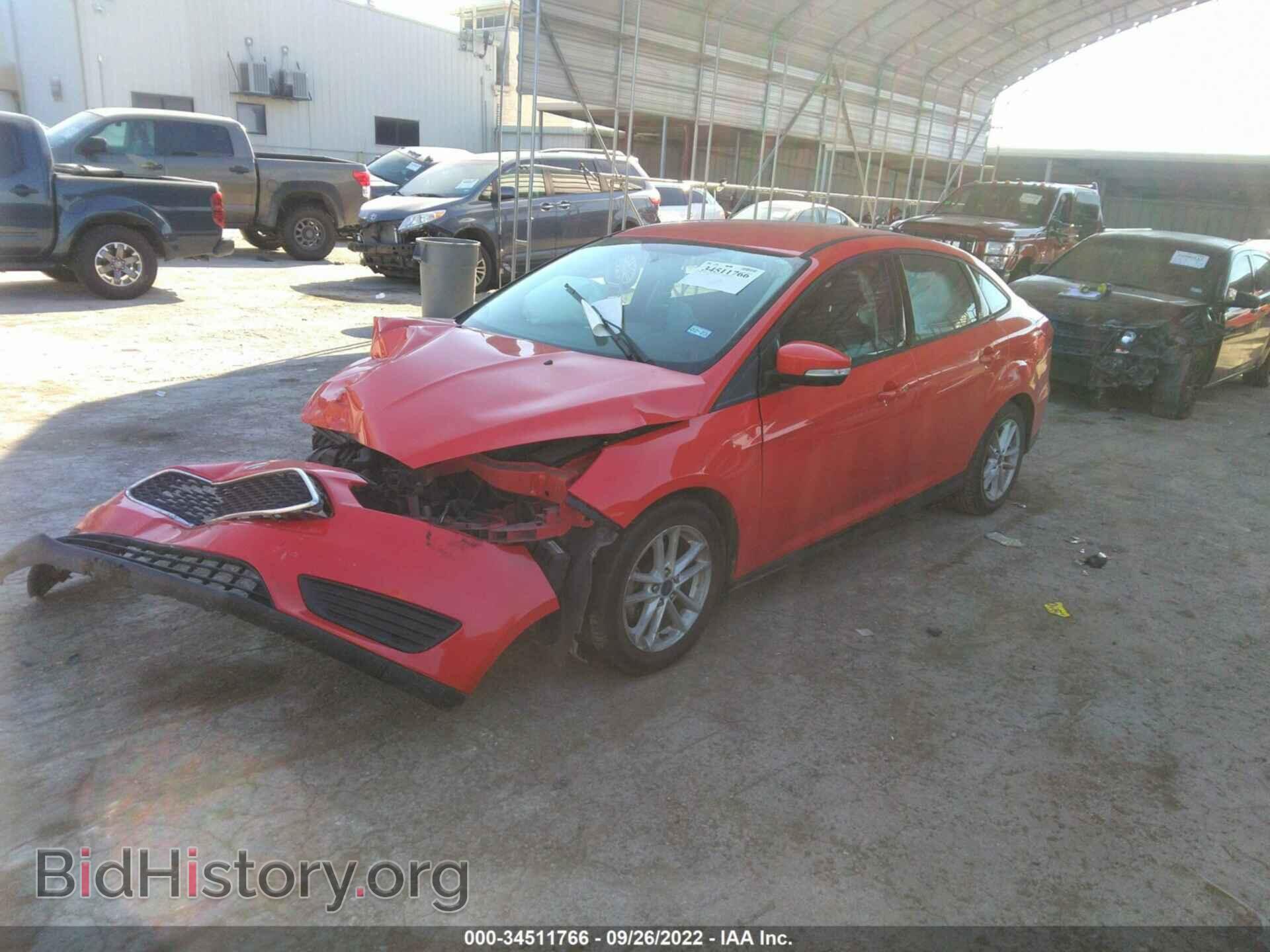 2016 FORD FOCUS - VIN: 1FADP3F2XGL388165 - Фото 2