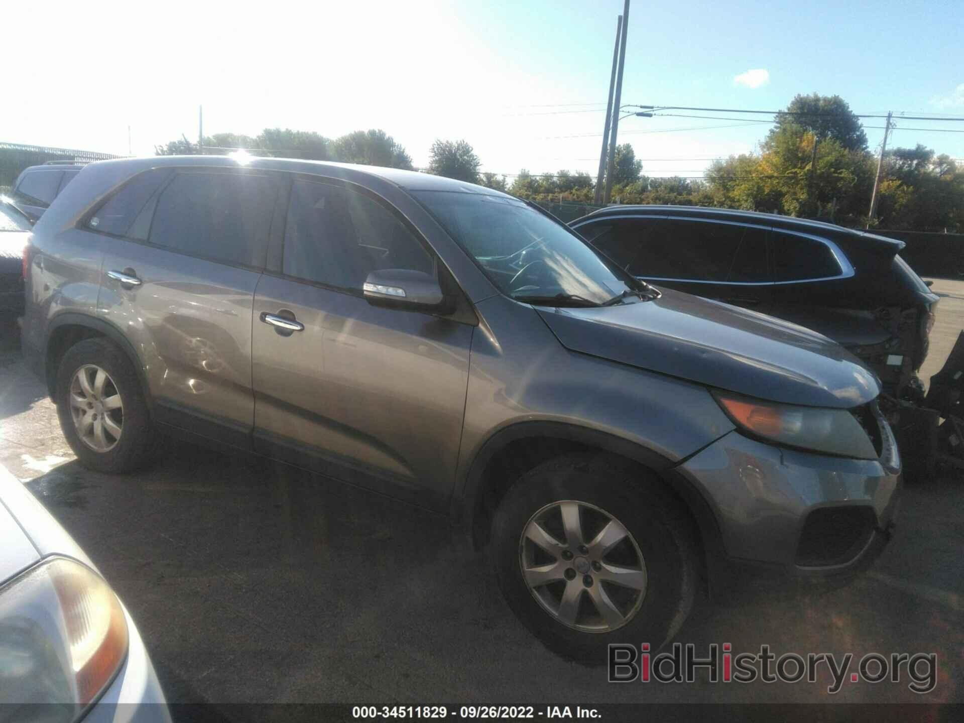 Photo 5XYKT3A1XCG229504 - KIA SORENTO 2012