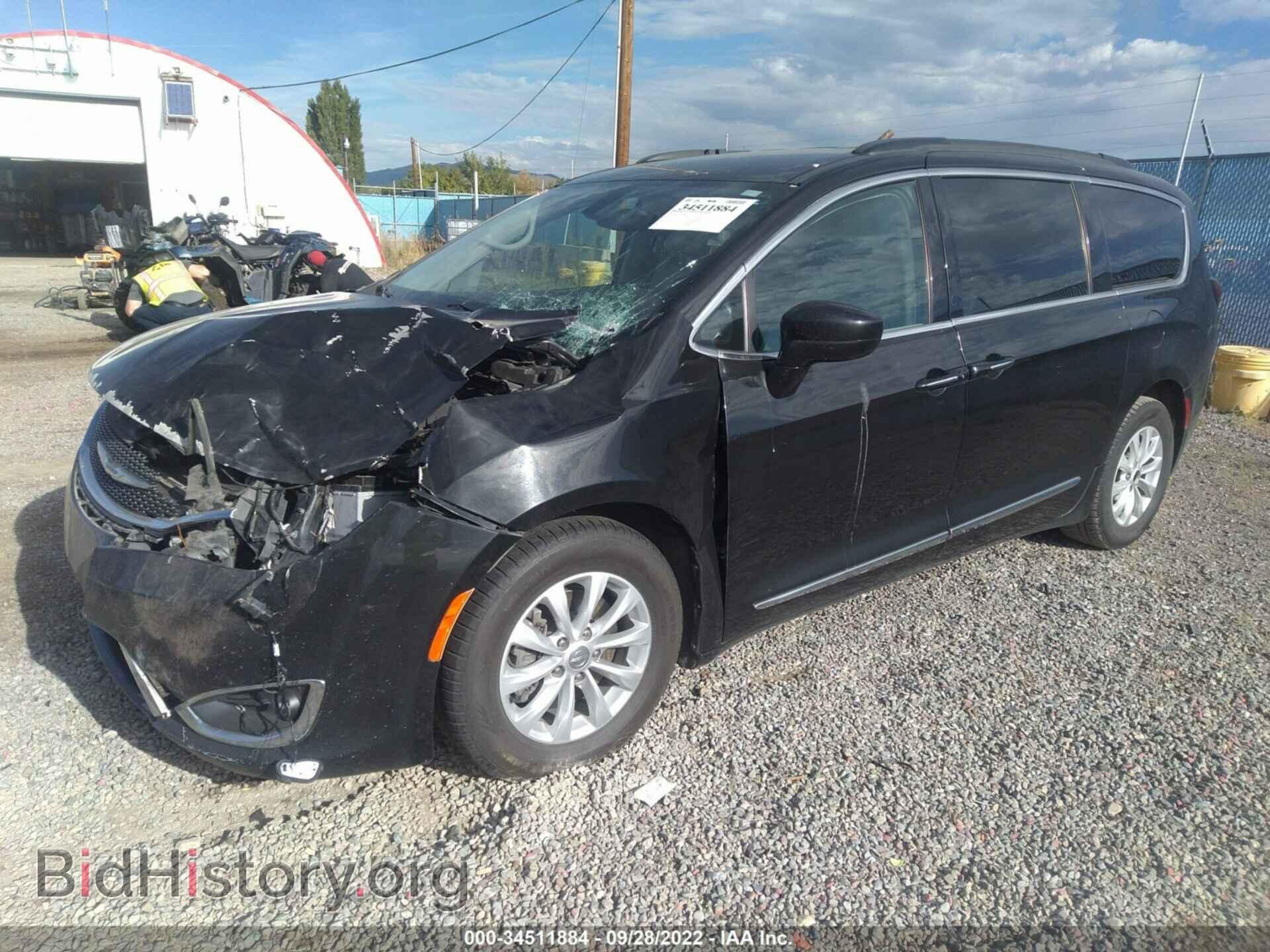 2017 CHRYSLER PACIFICA - VIN: 2C4RC1BG7HR702493 - Фото 2
