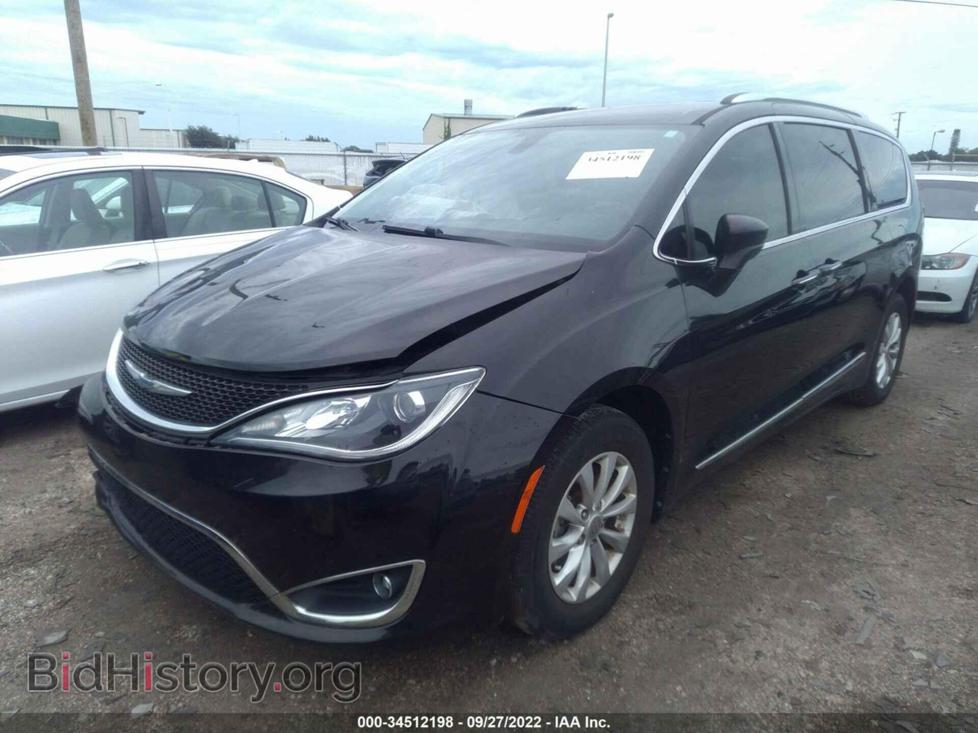 2019 CHRYSLER PACIFICA - VIN: 2C4RC1BG7KR730494 - Фото 2