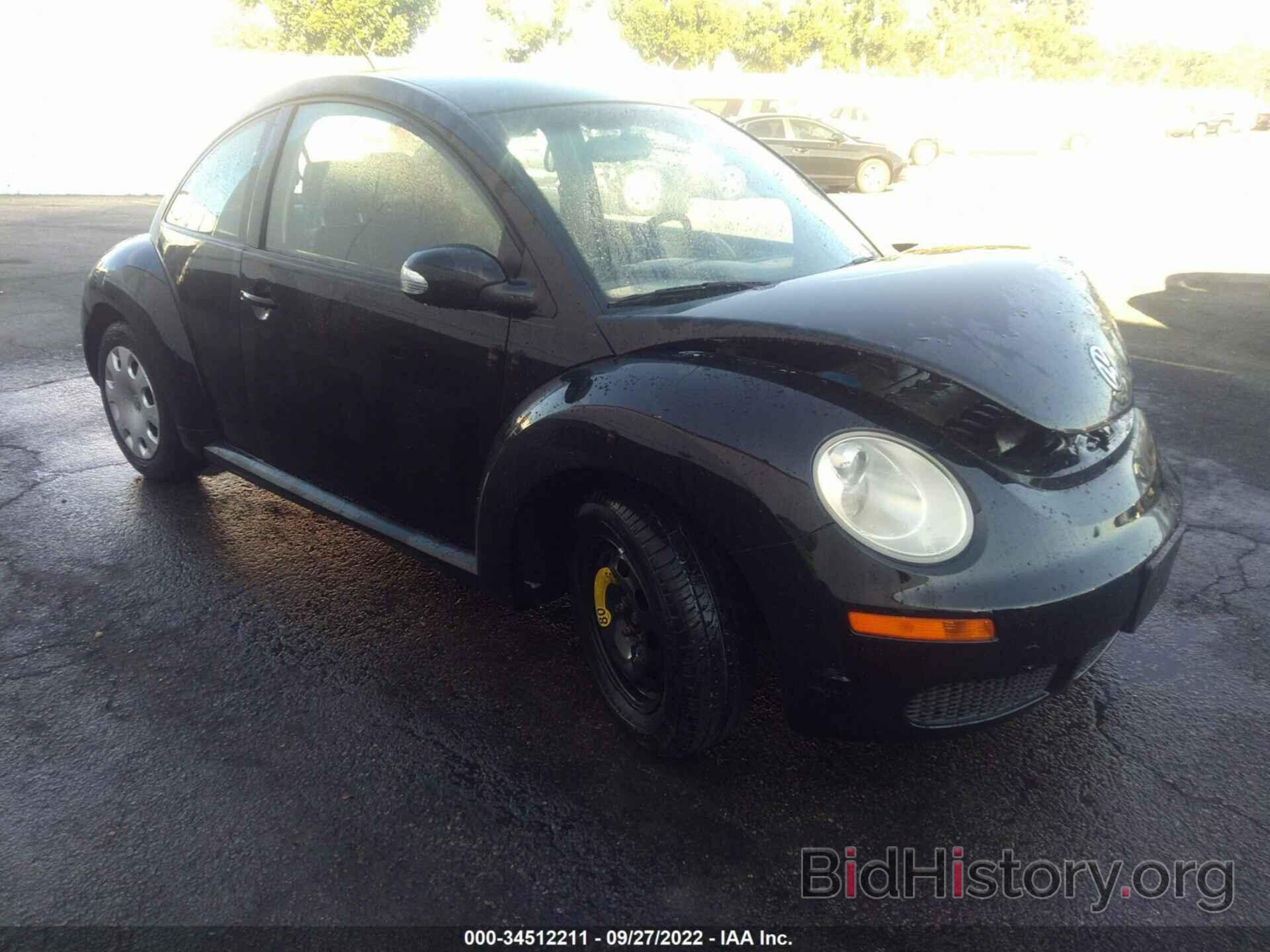 Photo 3VWPG3AG5AM000658 - VOLKSWAGEN NEW BEETLE COUPE 2010