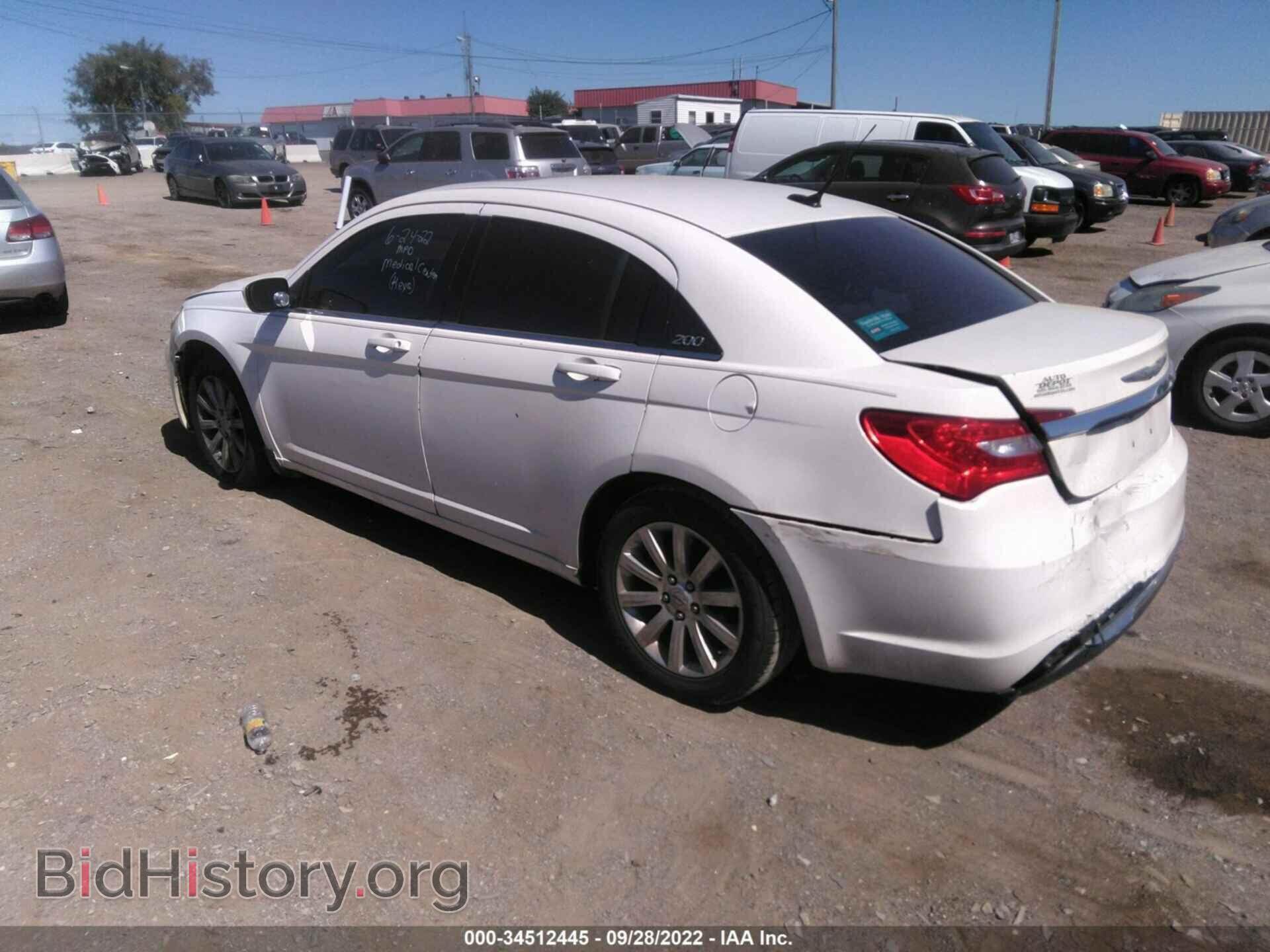 2011 CHRYSLER 200 - VIN: 1C3BC1FB5BN520493 - Фото 3