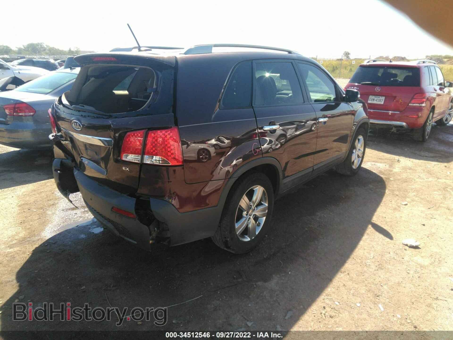 2012 KIA SORENTO - VIN: 5XYKU3A64CG256464 - Фото 3