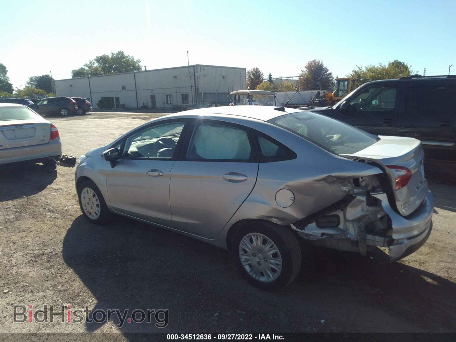 2018 FORD FIESTA - VIN: 3FADP4AJ2JM139787 - Фото 3