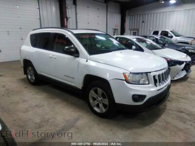 2011 Jeep COMPASS Latitude, белый — VIN 1J4NF1FB9BD266612, IAAI