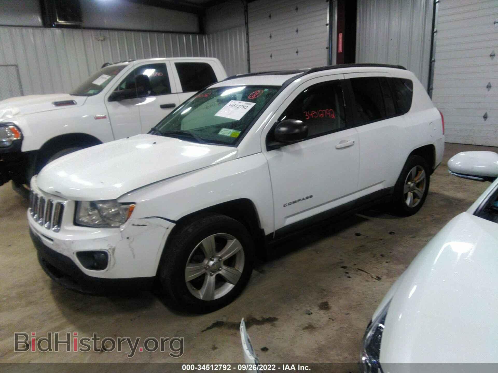 2011 JEEP COMPASS - VIN: 1J4NF1FB9BD266612 - Photo 2