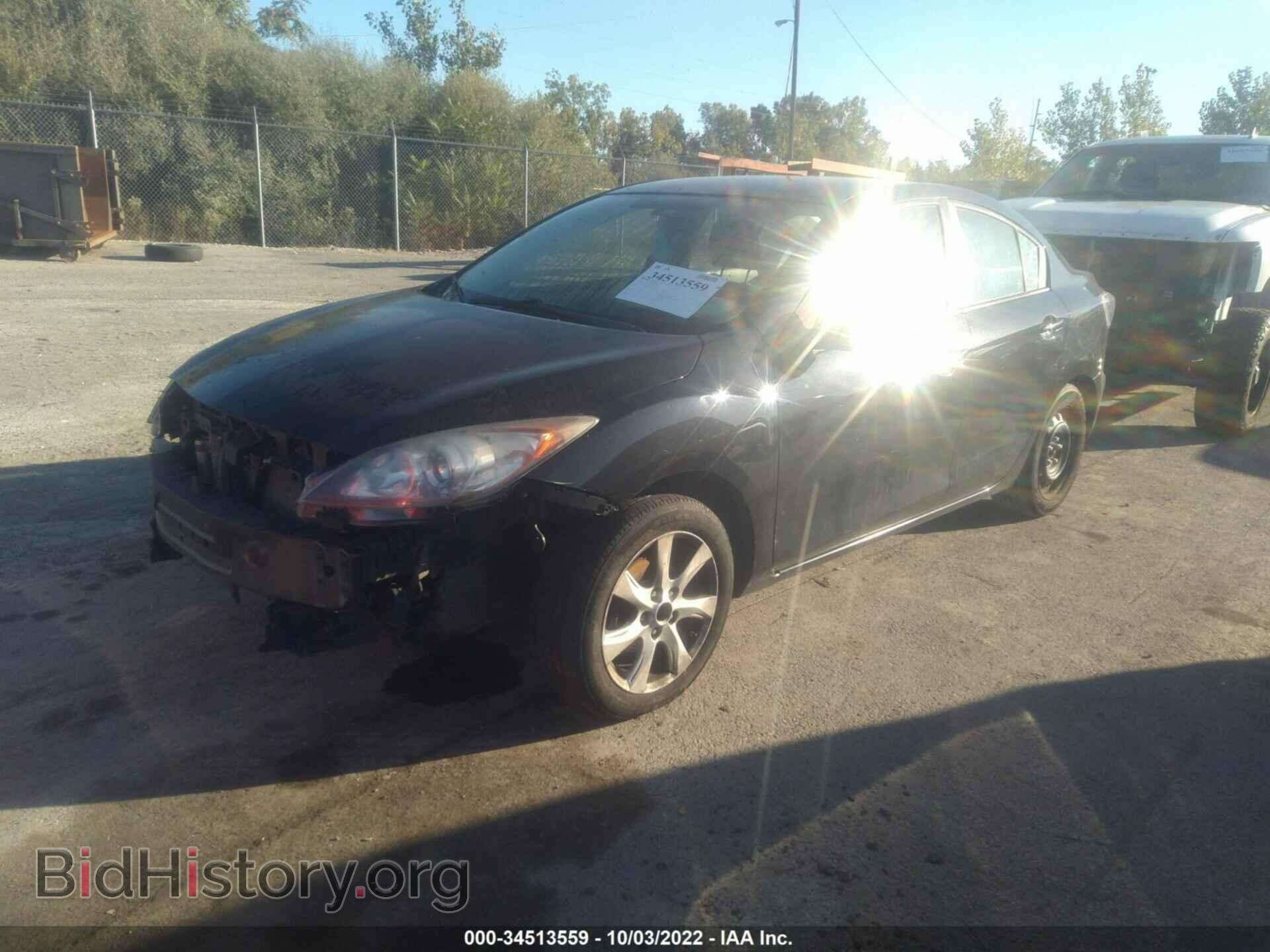 2011 MAZDA MAZDA3 - VIN: JM1BL1UF4B1900577 - Фото 2