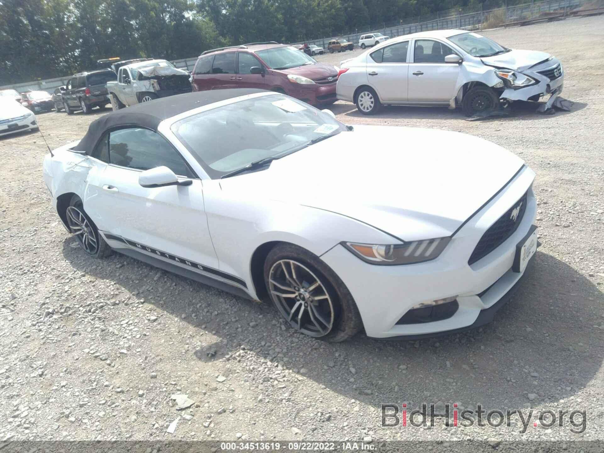 Photo 1FATP8UH9G5318631 - FORD MUSTANG 2016