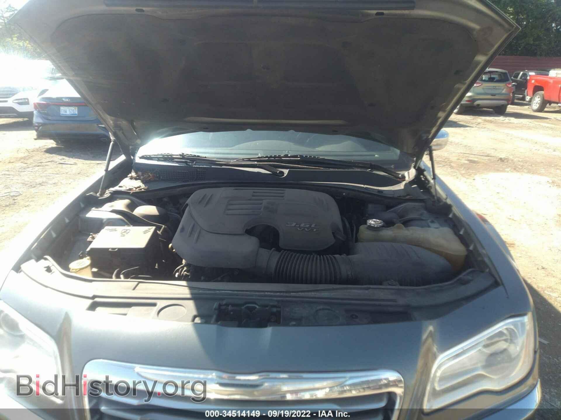 2011 CHRYSLER 300 - VIN: 2C3CA5CG2BH579673 - Фото 10