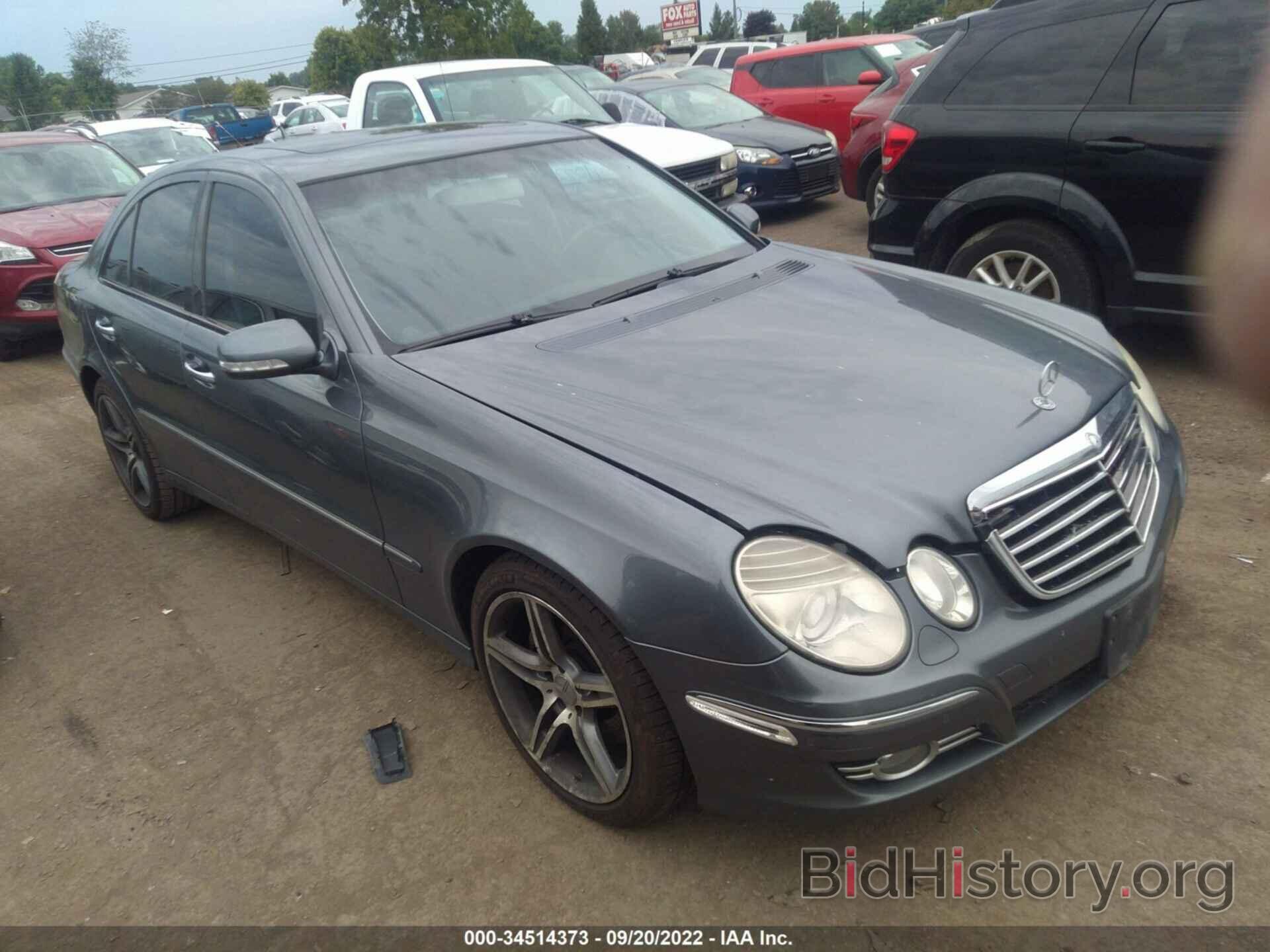 Photo WDBUF87X68B227449 - MERCEDES-BENZ E-CLASS 2008