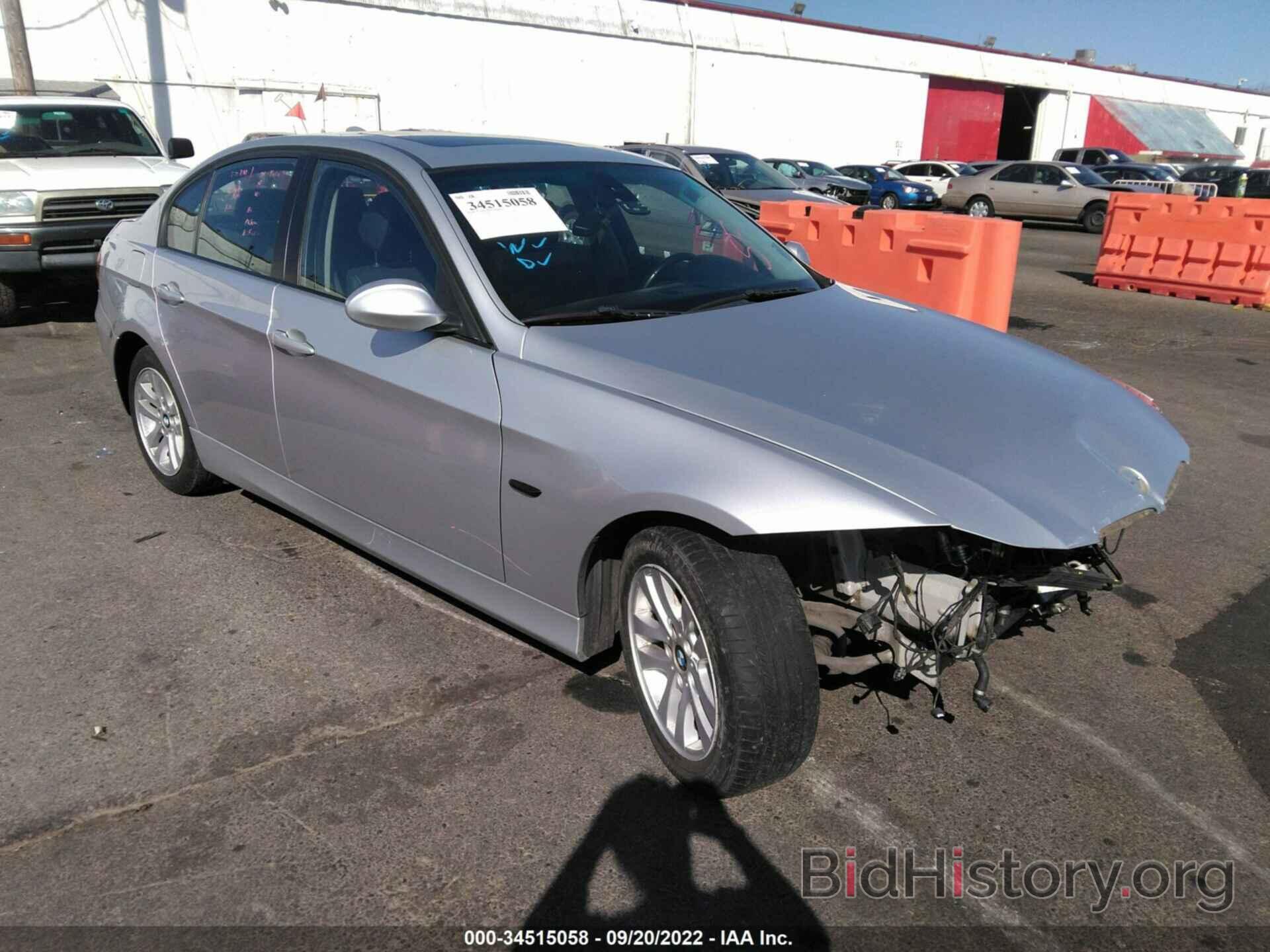 Photo WBAVC53587FZ81474 - BMW 3 SERIES 2007