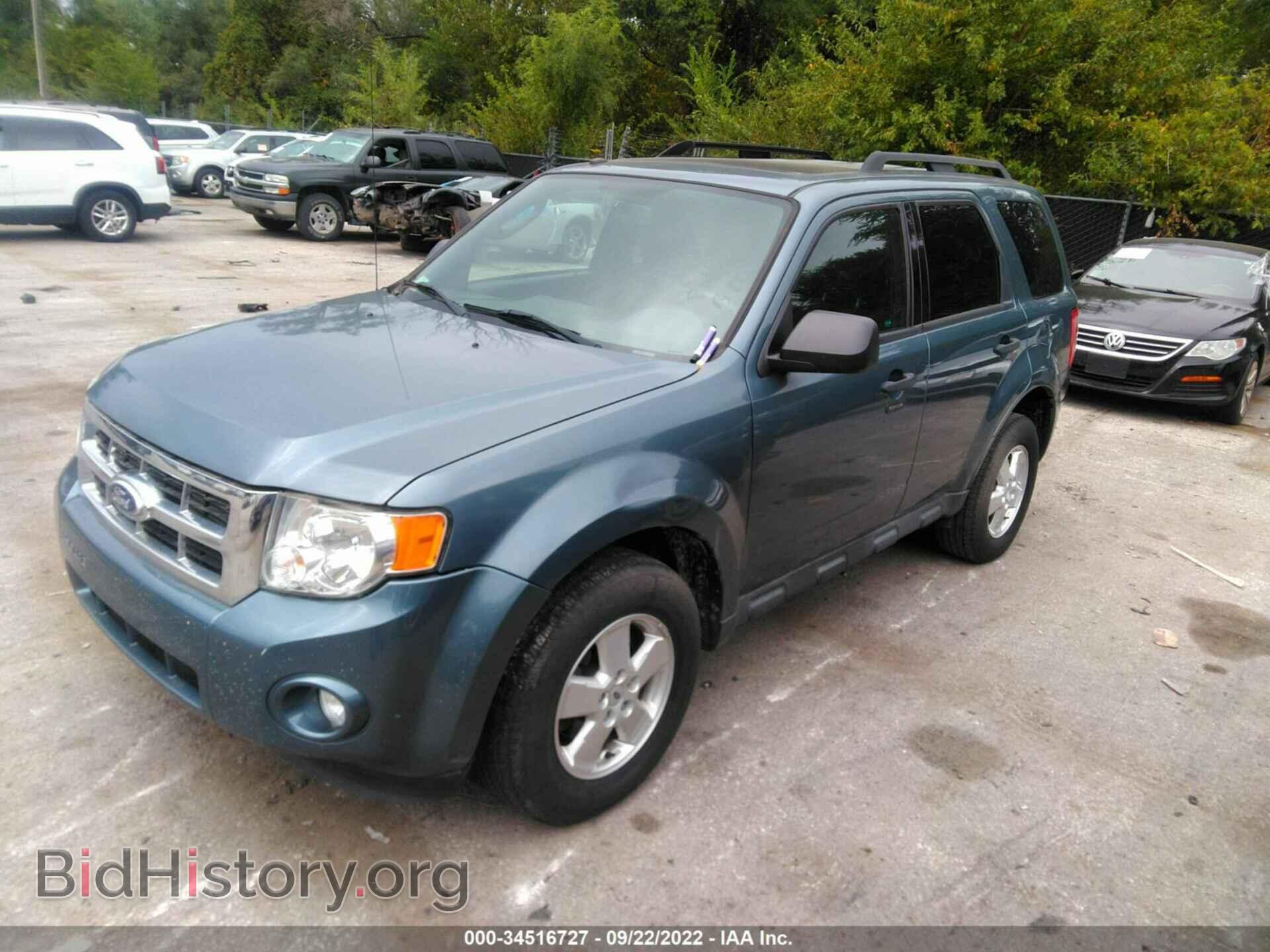 2010 FORD ESCAPE - VIN: 1FMCU0D72AKB19193 - Фото 2