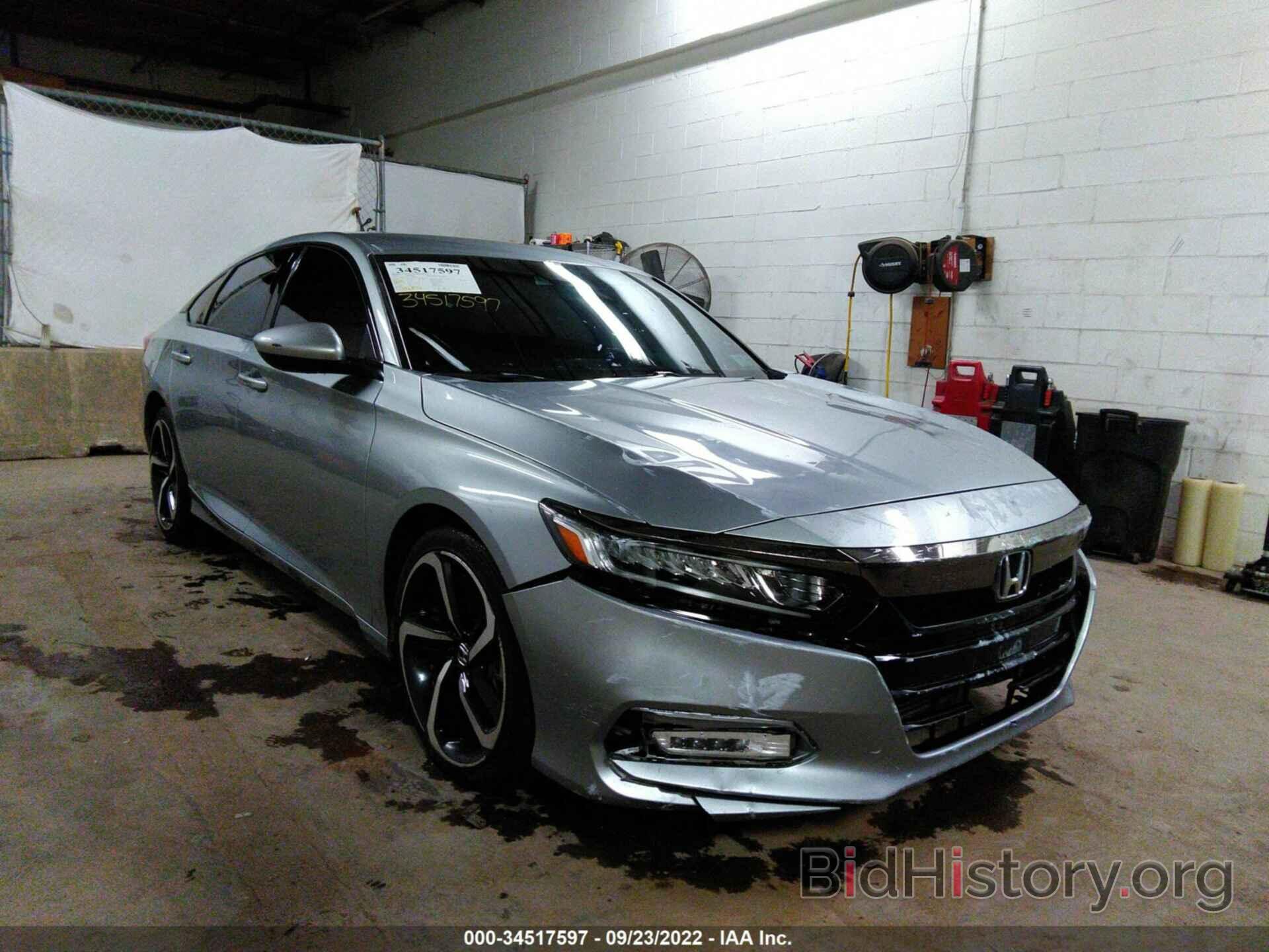 Photo 1HGCV1F34JA166606 - HONDA ACCORD SEDAN 2018