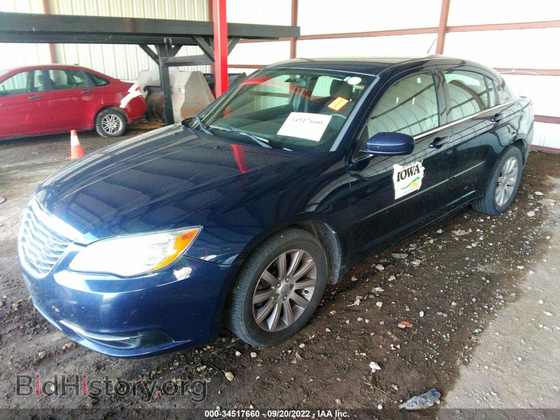 2013 CHRYSLER 200 - VIN: 1C3CCBBG6DN711161 - Фото 2
