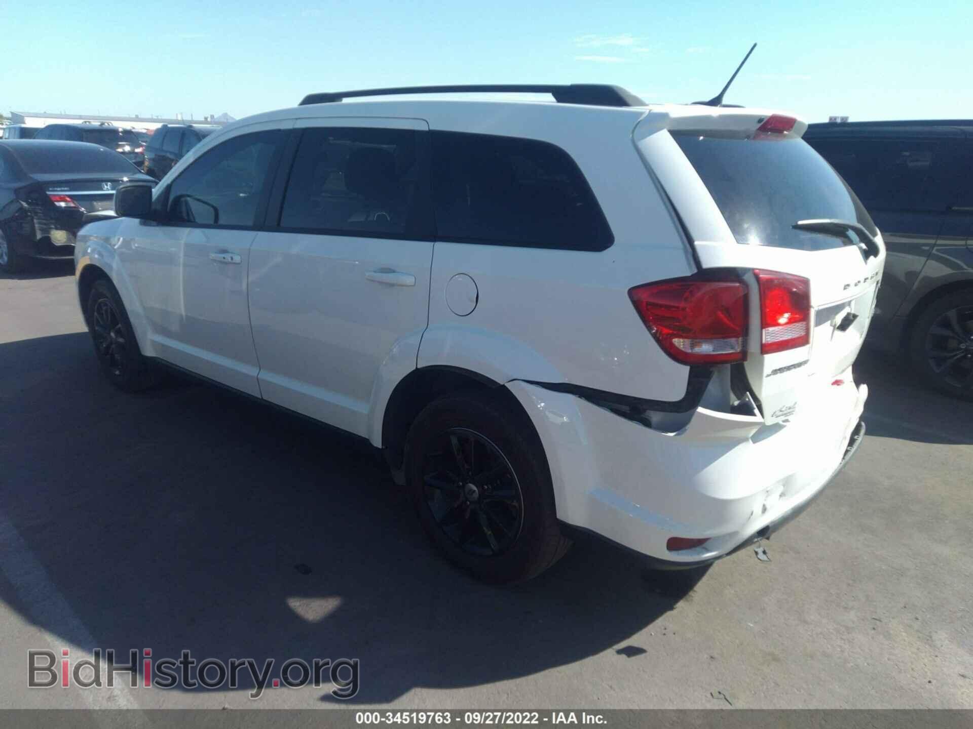 2018 DODGE JOURNEY - VIN: 3C4PDCBB8JT196616 - Фото 3