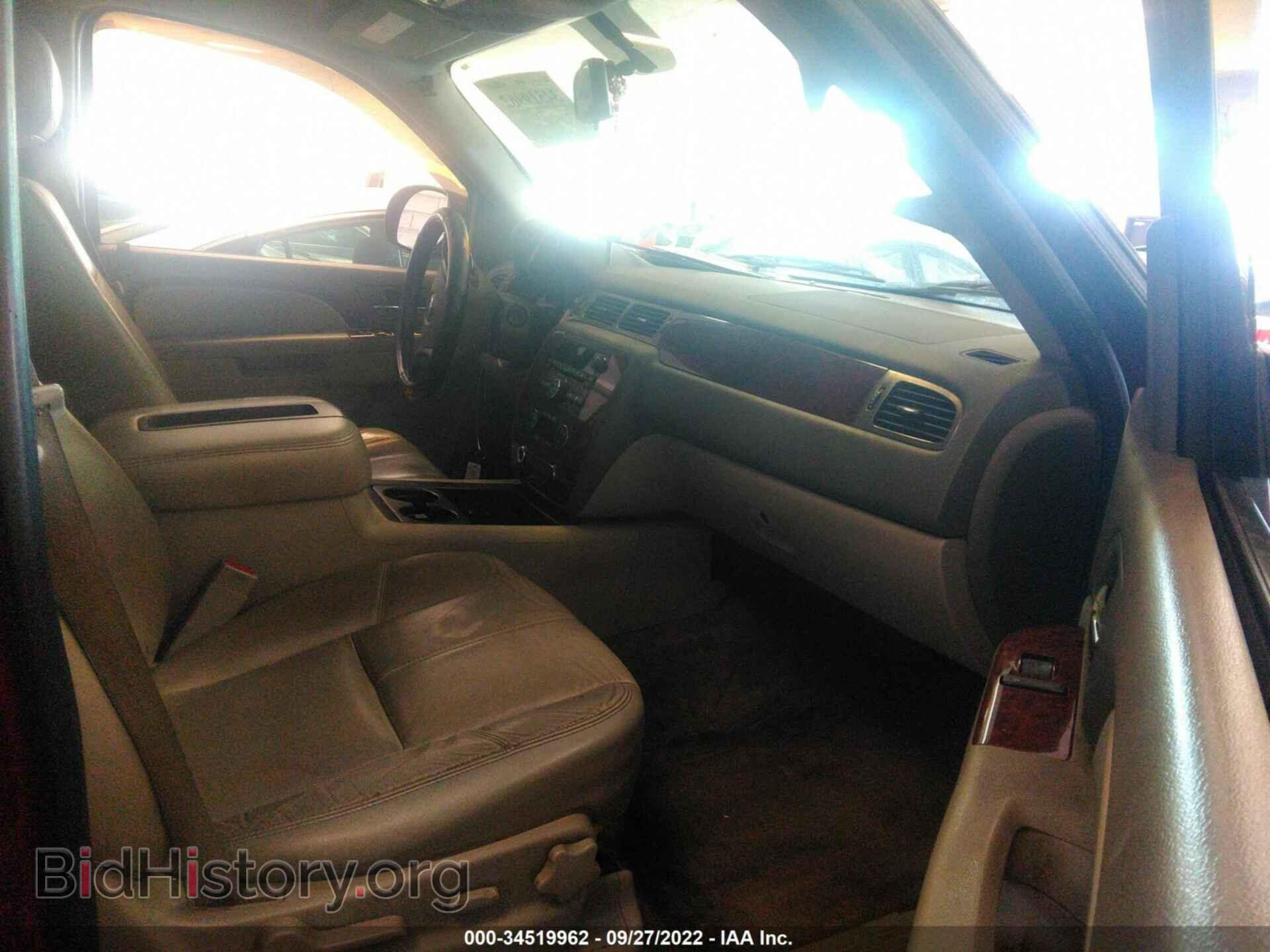2010 CHEVROLET TAHOE - VIN: 1GNUKBE02AR124792 - Фото 5