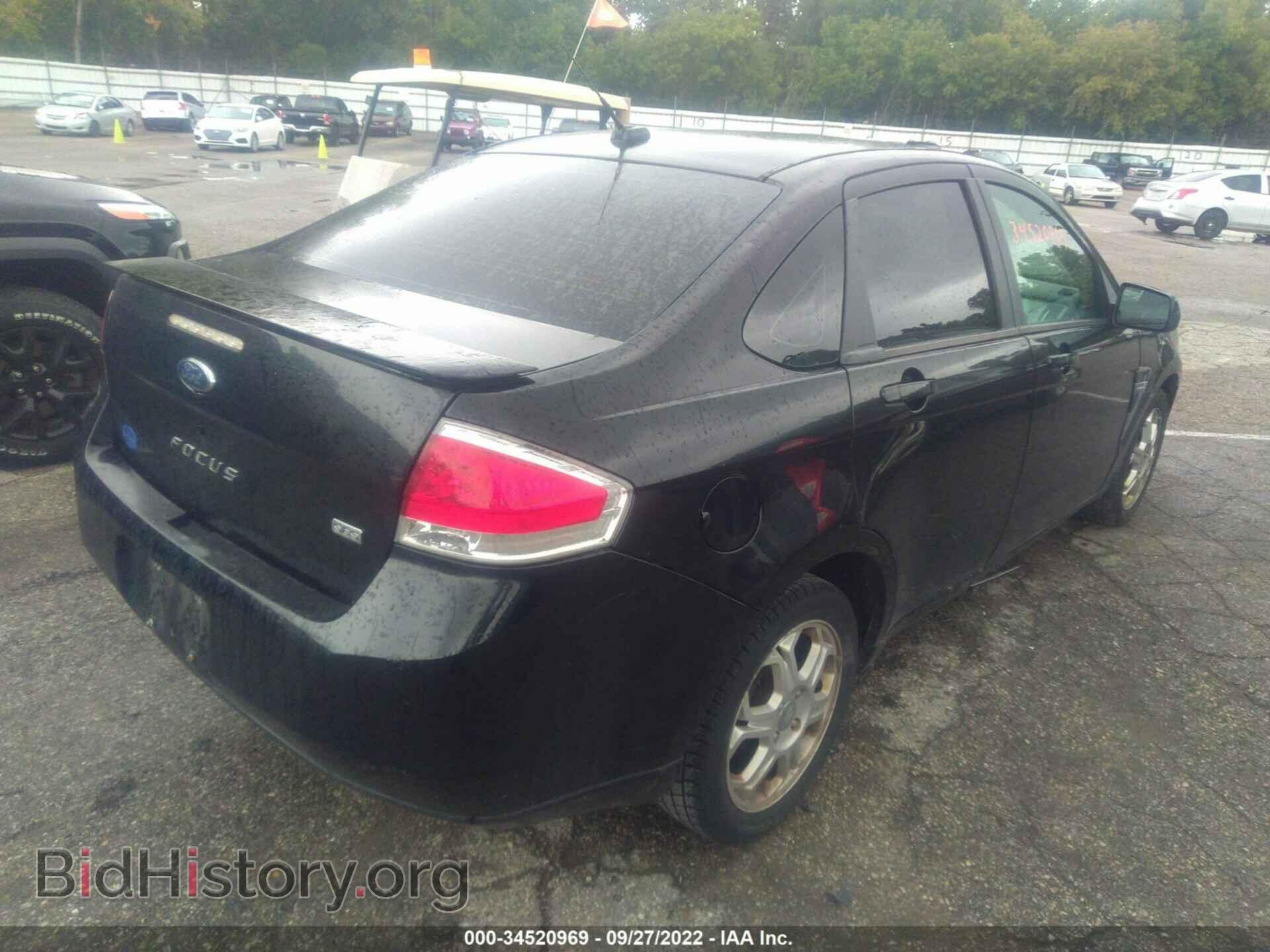 2008 FORD FOCUS - VIN: 1FAHP35N88W203852 - Фото 4