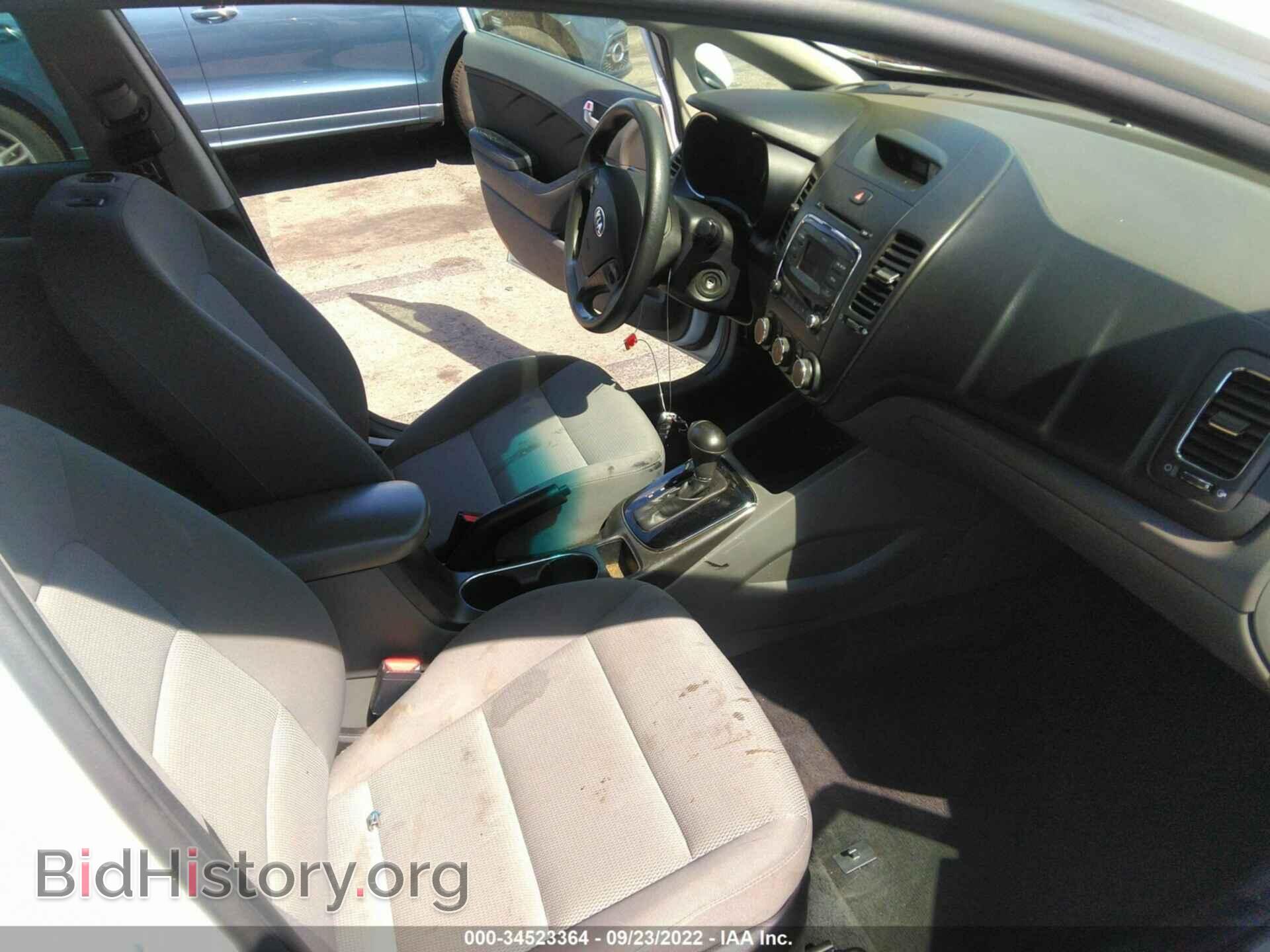 2017 KIA FORTE - VIN: 3KPFK4A71HE118164 - Photo 5