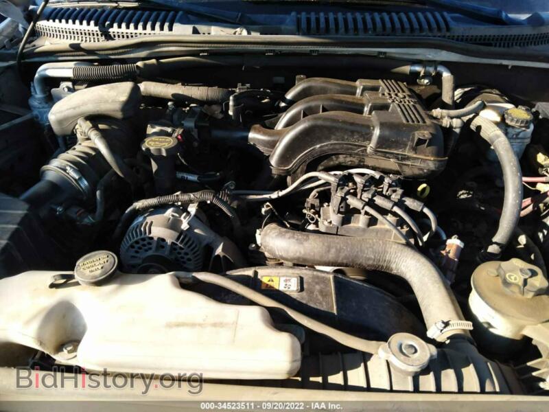 2006 Ford EXPLORER (VIN 1FMEU72E86UA37595) — photo 10 of 11