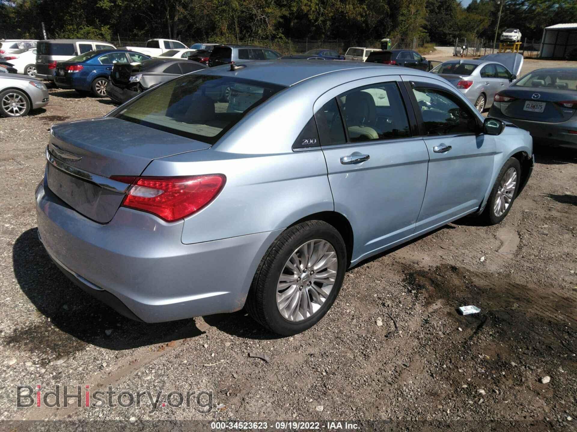 2012 CHRYSLER 200 - VIN: 1C3CCBCB1CN205805 - Фото 4