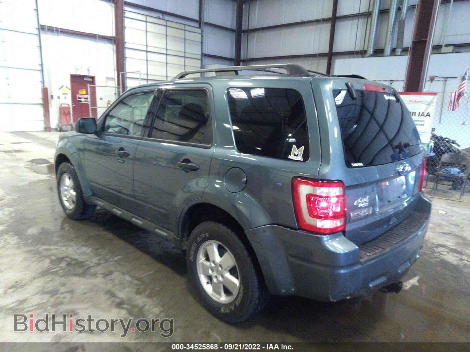 2011 FORD ESCAPE - VIN: 1FMCU0D74BKA62092 - Фото 3
