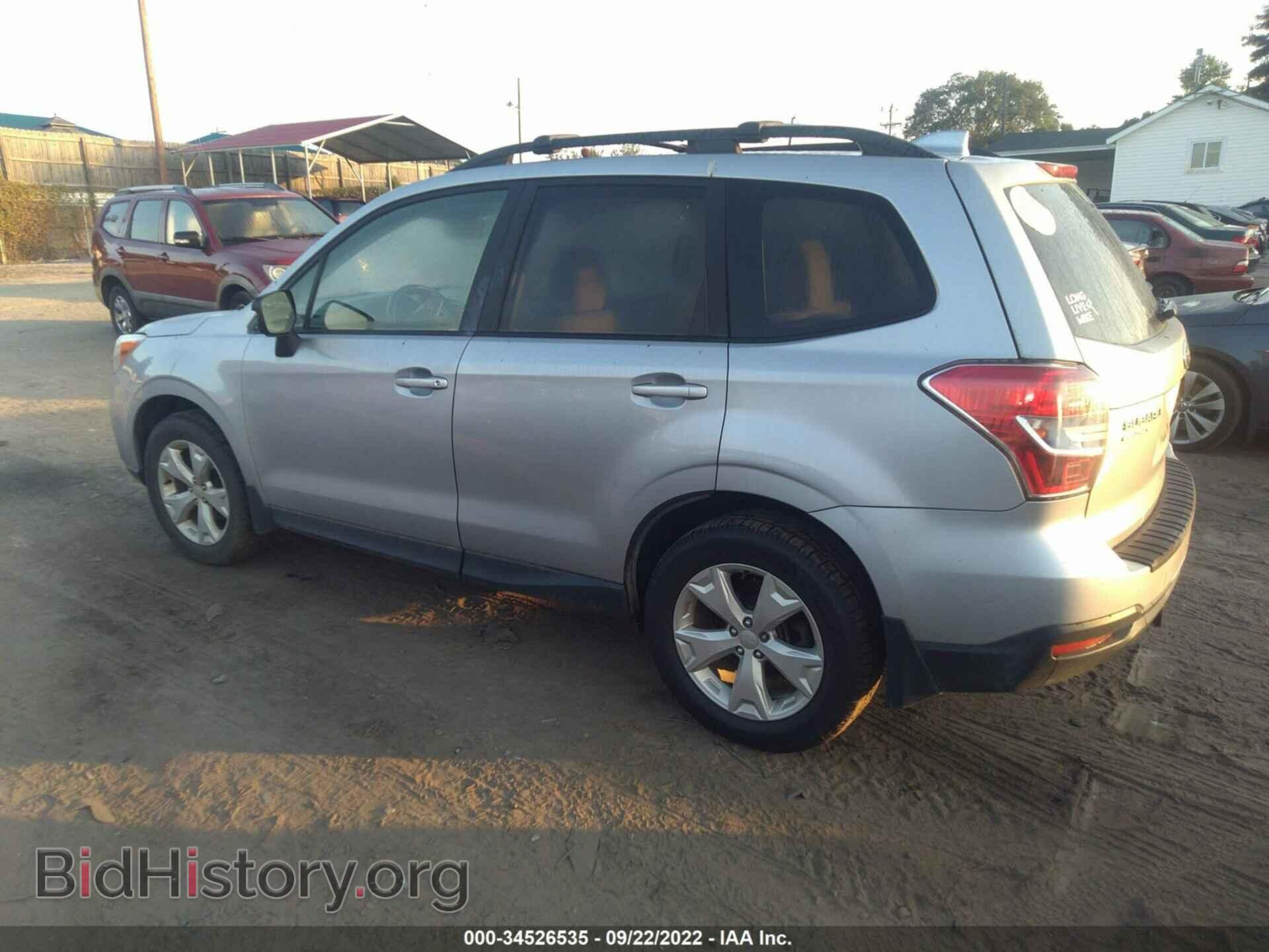 2016 SUBARU FORESTER - VIN: JF2SJAFC3GH417512 - Фото 3