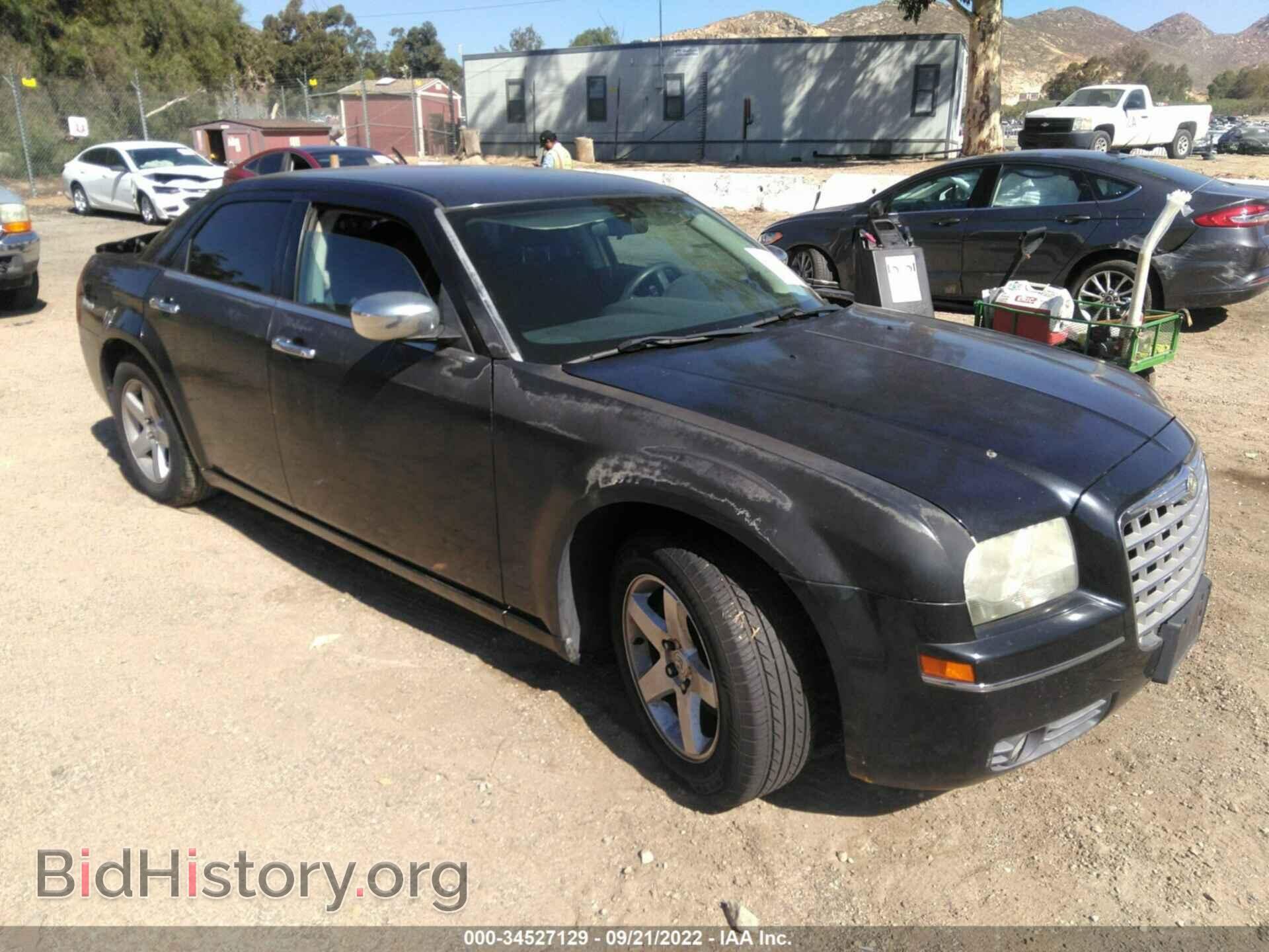 Photo 2C3CA4CD0AH155407 - CHRYSLER 300 2010
