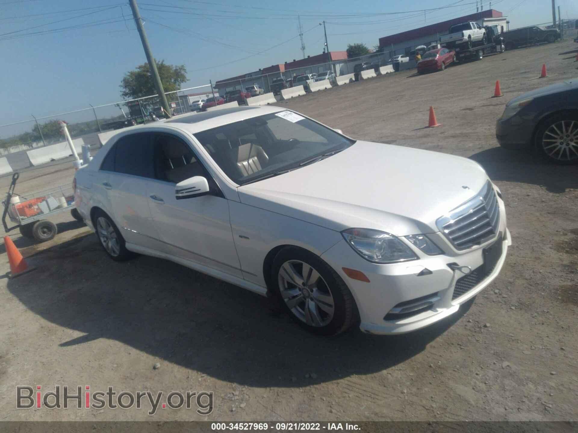 Photo WDDHF2EB4CA527731 - MERCEDES-BENZ E-CLASS 2012