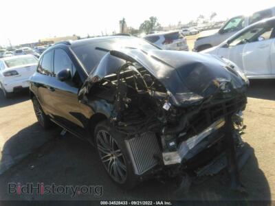 2017 Porsche MACAN Turbo, black — VIN WP1AF2A52HLB61581, IAAI