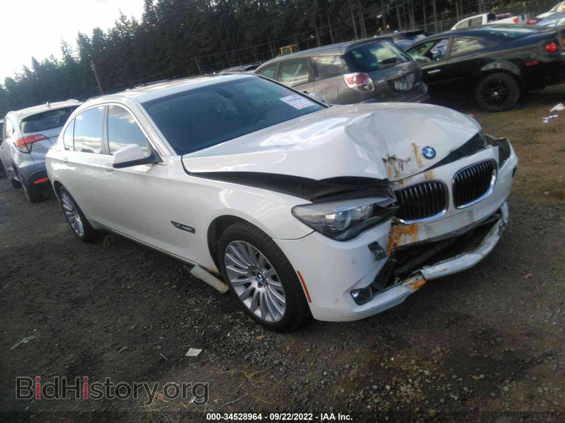 Фотография WBAKC8C55CC437143 - BMW 7 SERIES 2012