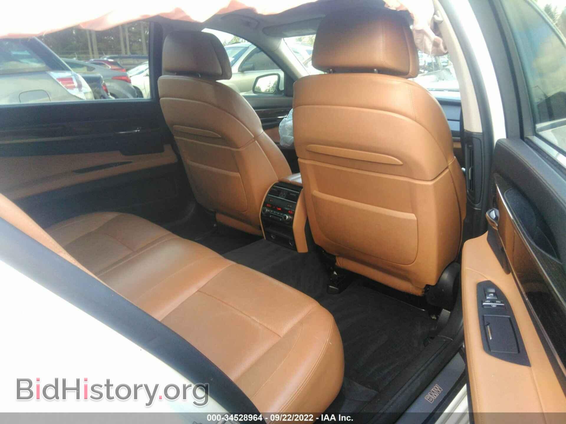 2012 BMW 7 SERIES - VIN: WBAKC8C55CC437143 - Фото 8