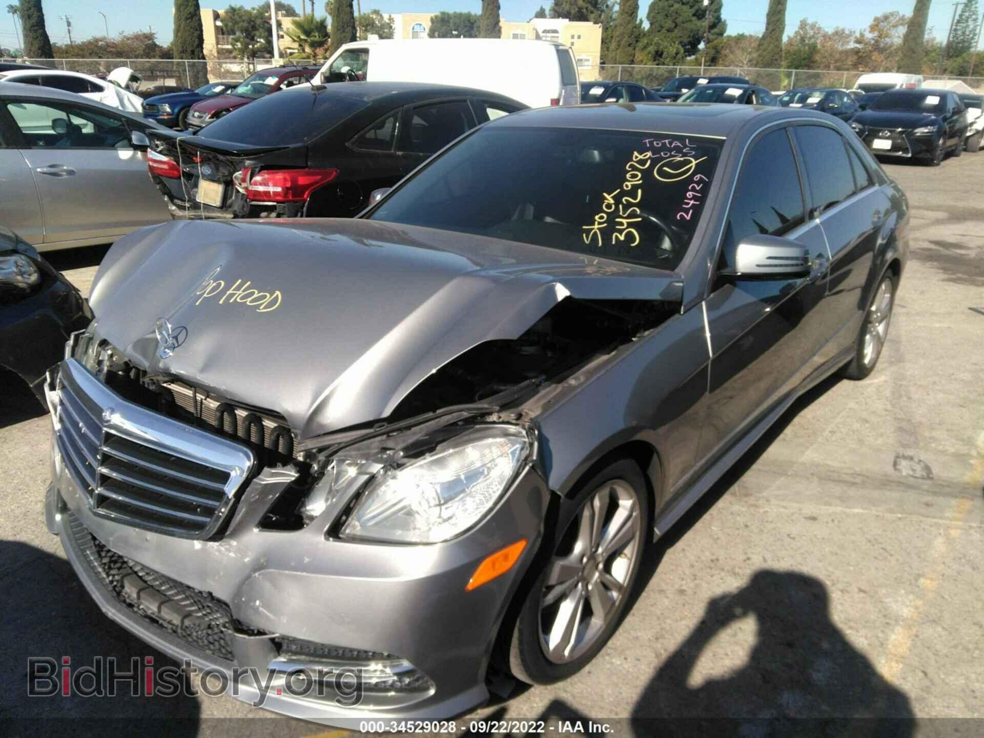 2013 MERCEDES-BENZ E-CLASS - VIN: WDDHF5KB6DA722947 - Фото 2
