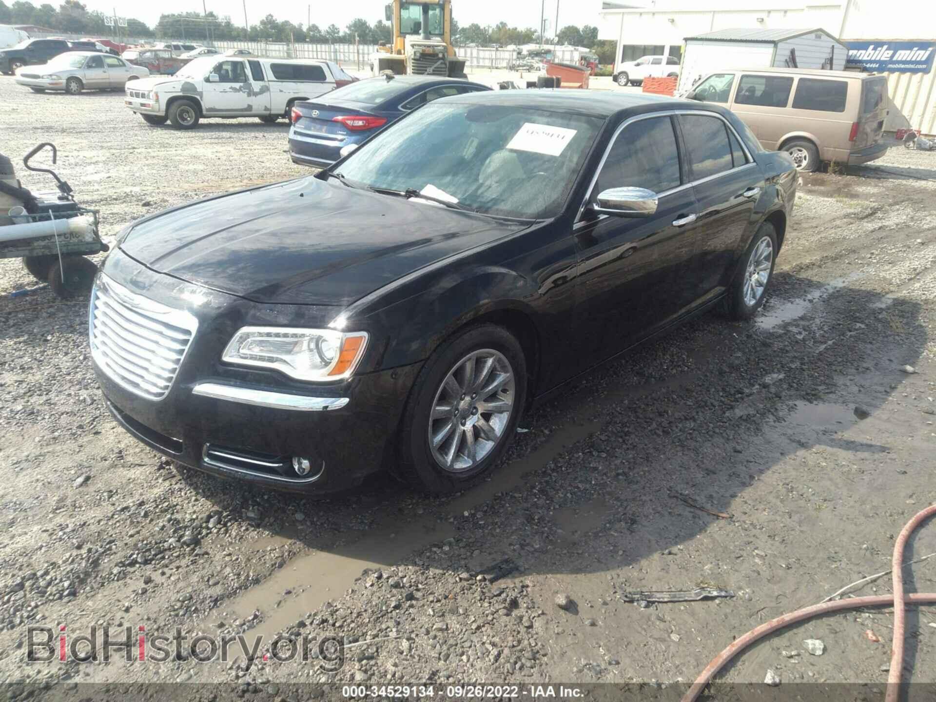 2012 CHRYSLER 300 - VIN: 2C3CCACG2CH161702 - Фото 2
